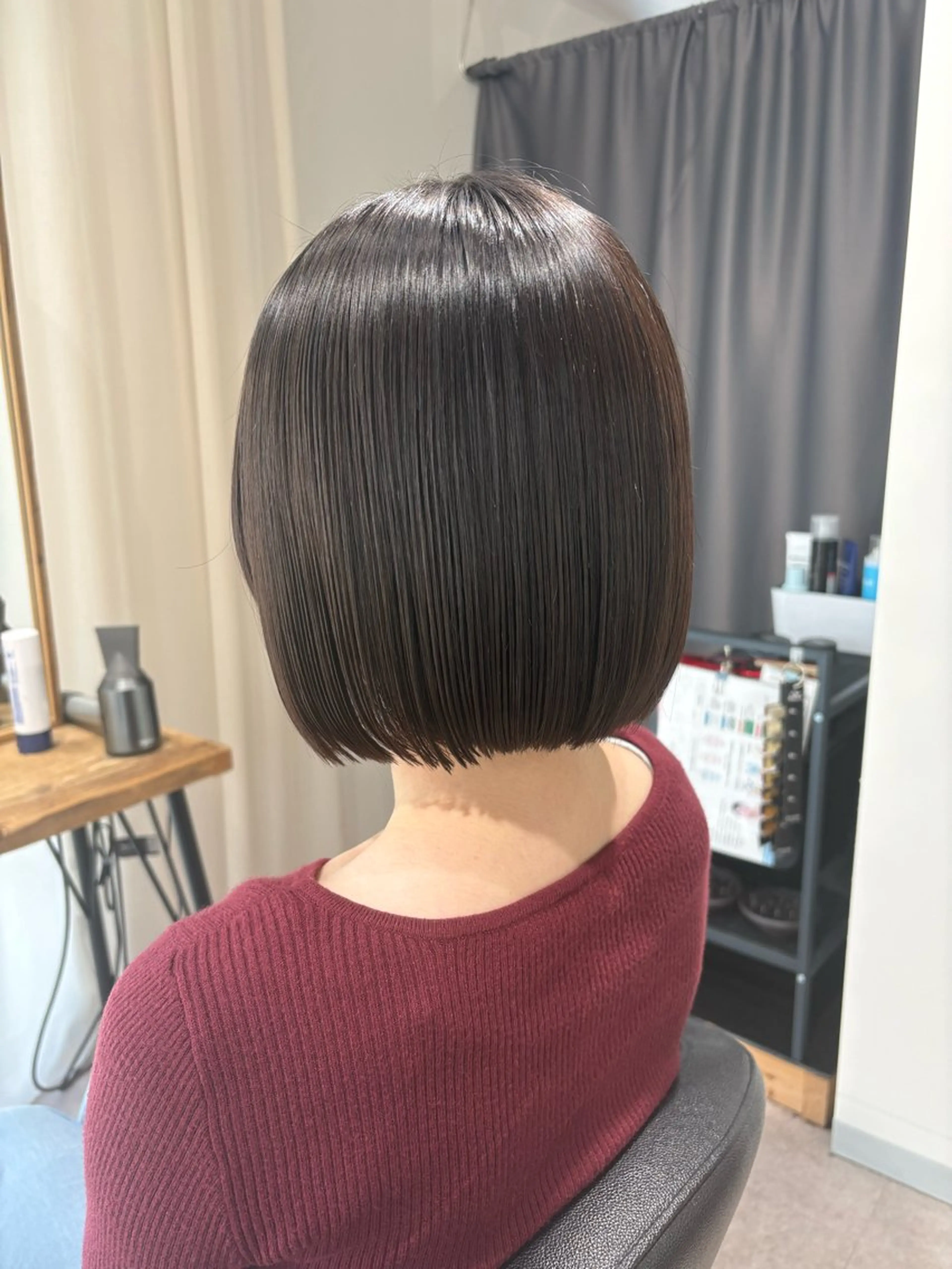 ショート ボブ カット aina / n.w.hのヘアスタイル