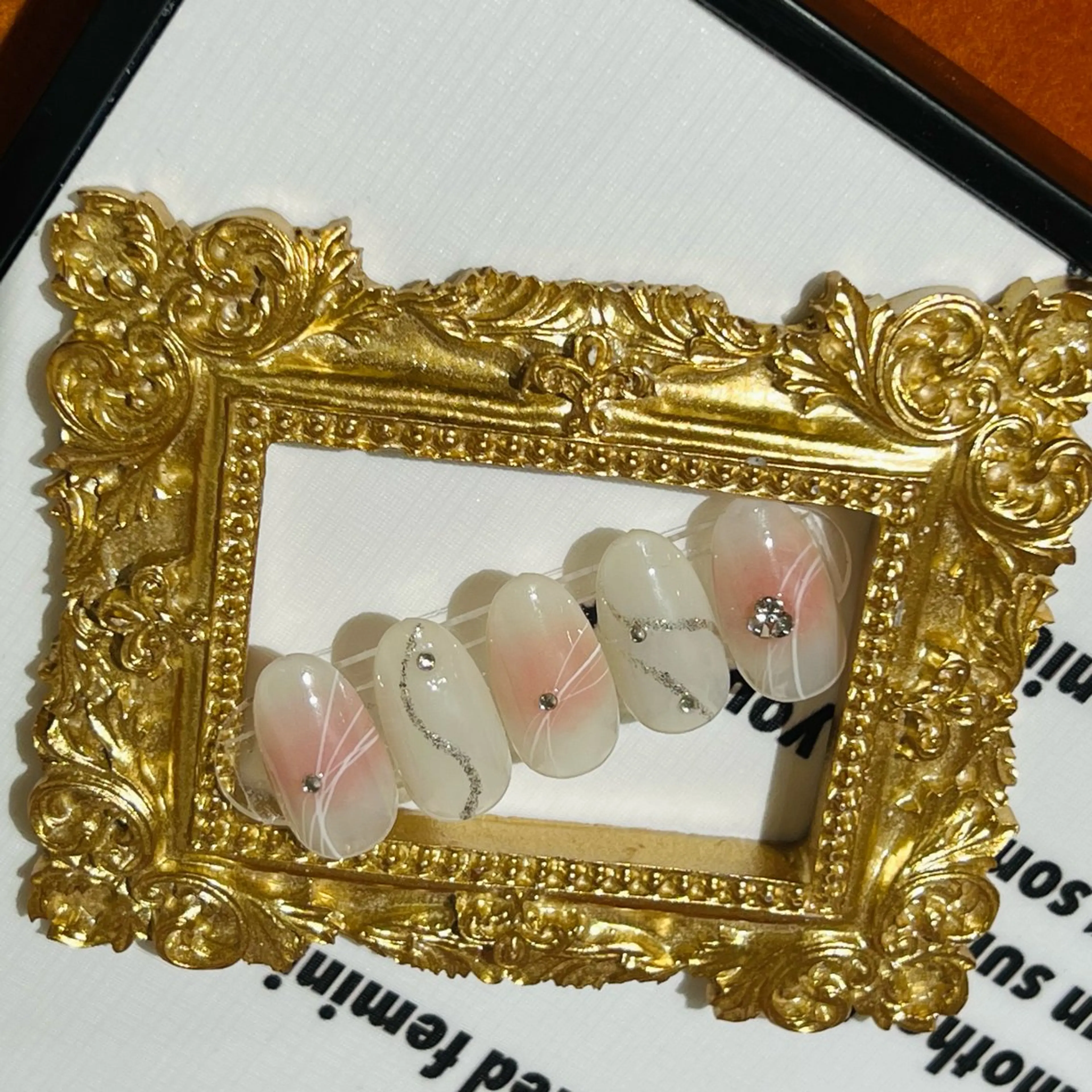 ネイル アートネイル フラッシュネイル フレンチネイル ジェルネイル ガラスフレンチ ハンドネイル You&Me Yukiのネイルデザイン