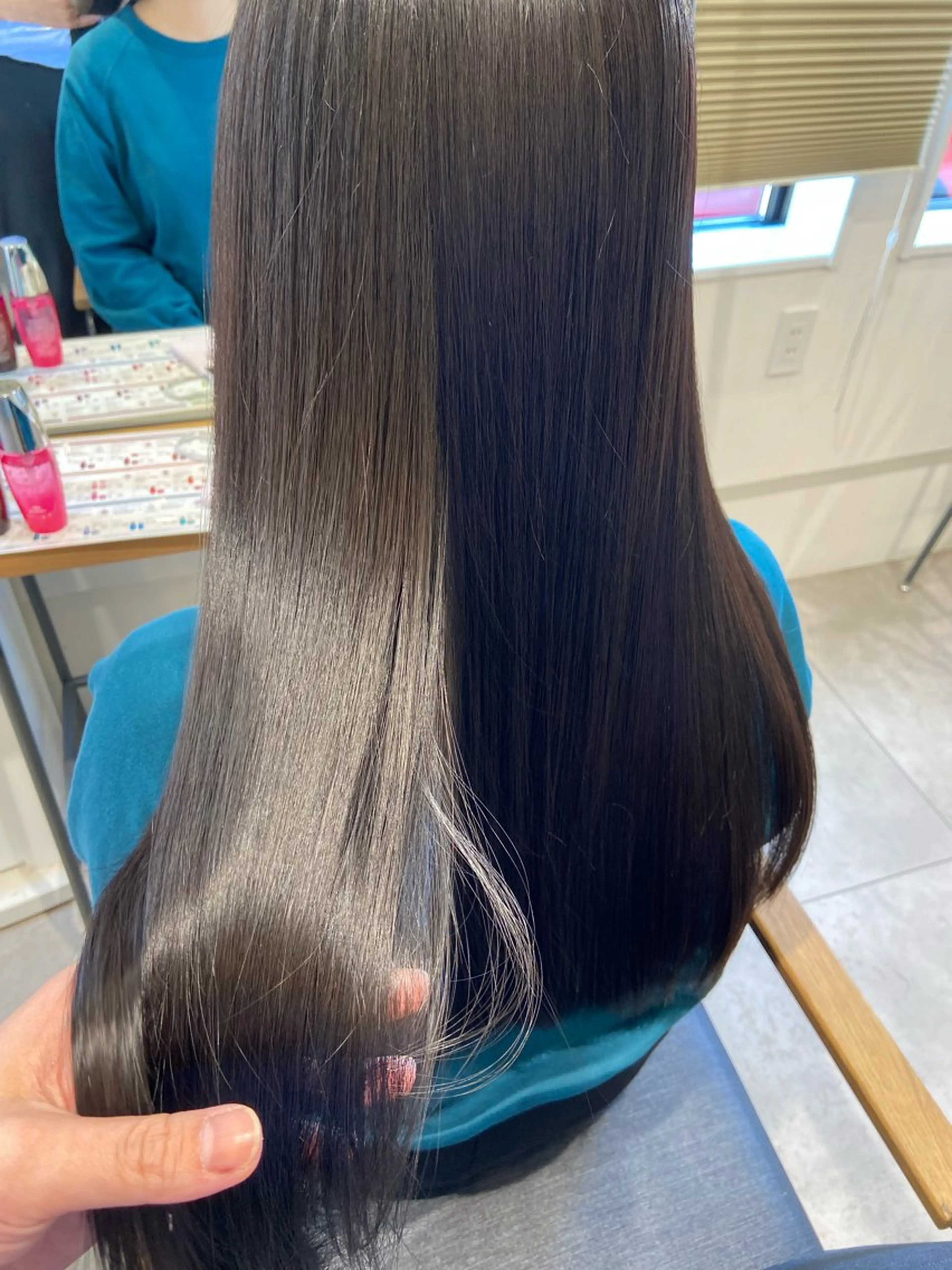 ロング 髪質改善 トリートメント sugar所属・sugar 髪質改善　窪田晴菜のマツエク・マツパデザイン