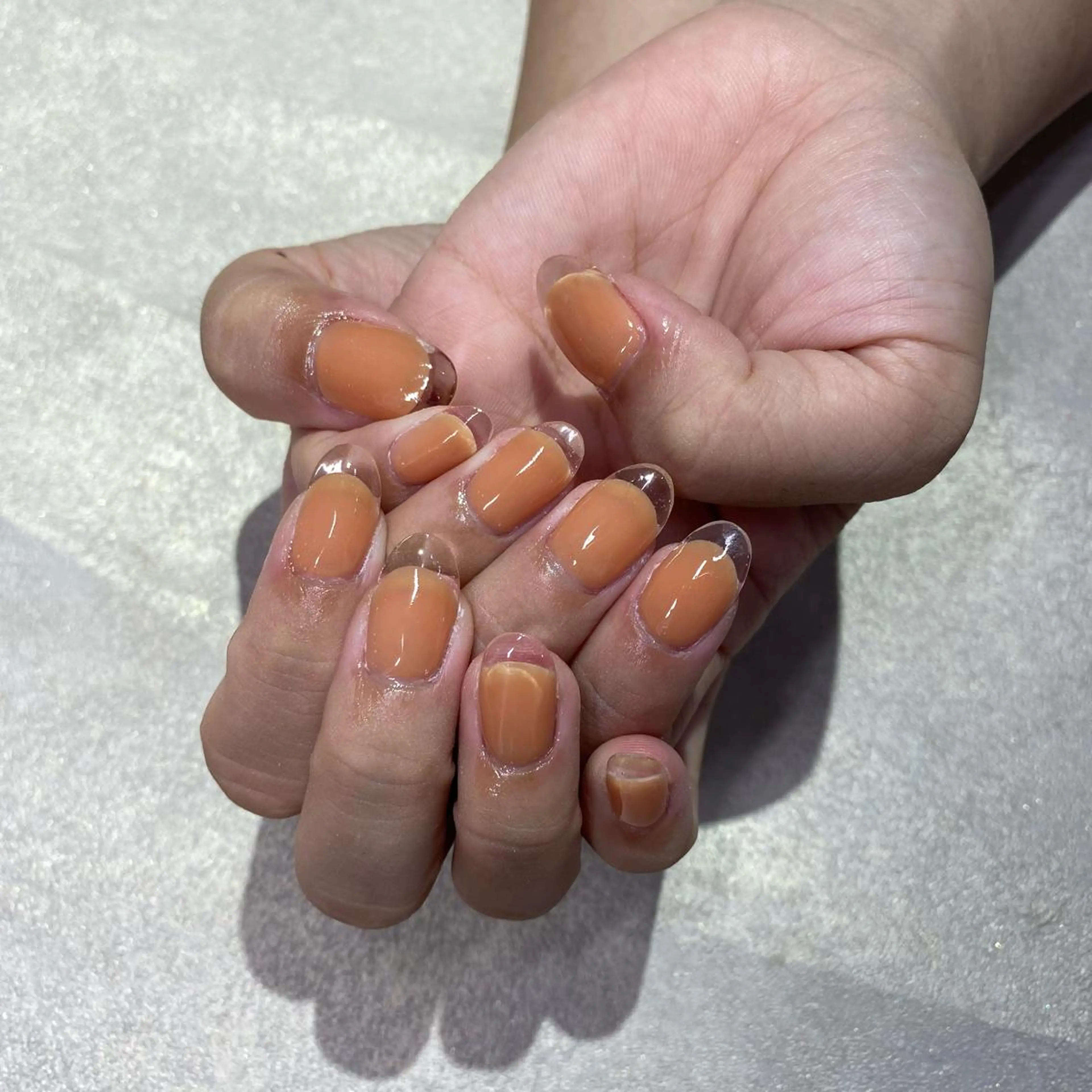 ネイル ハンドネイル Amber21.所属・Nagahama Akariのネイルデザイン