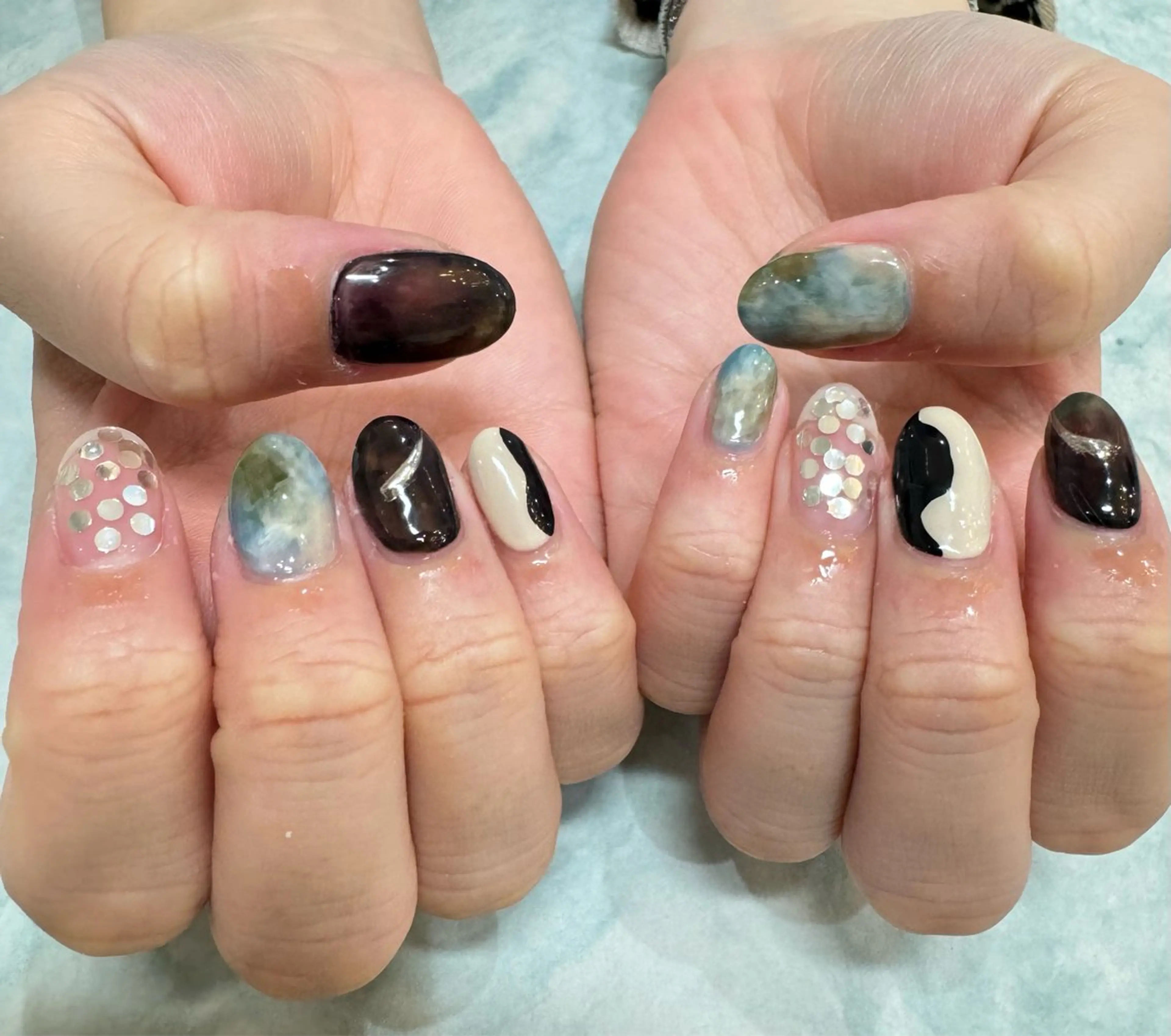 ネイル ハンドネイル nailist kanae🦖のネイルデザイン