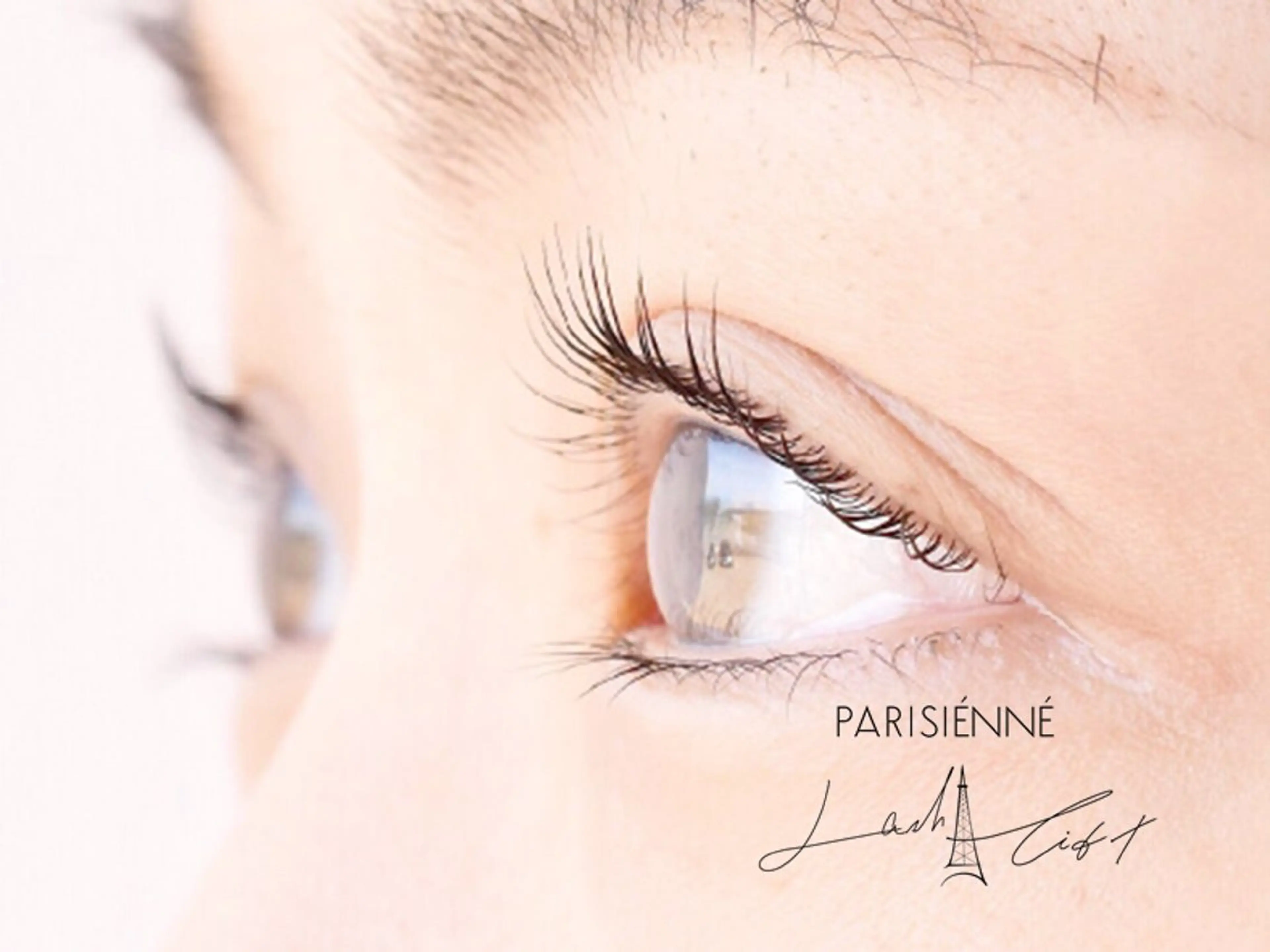 パリジェンヌラッシュリフトの写真