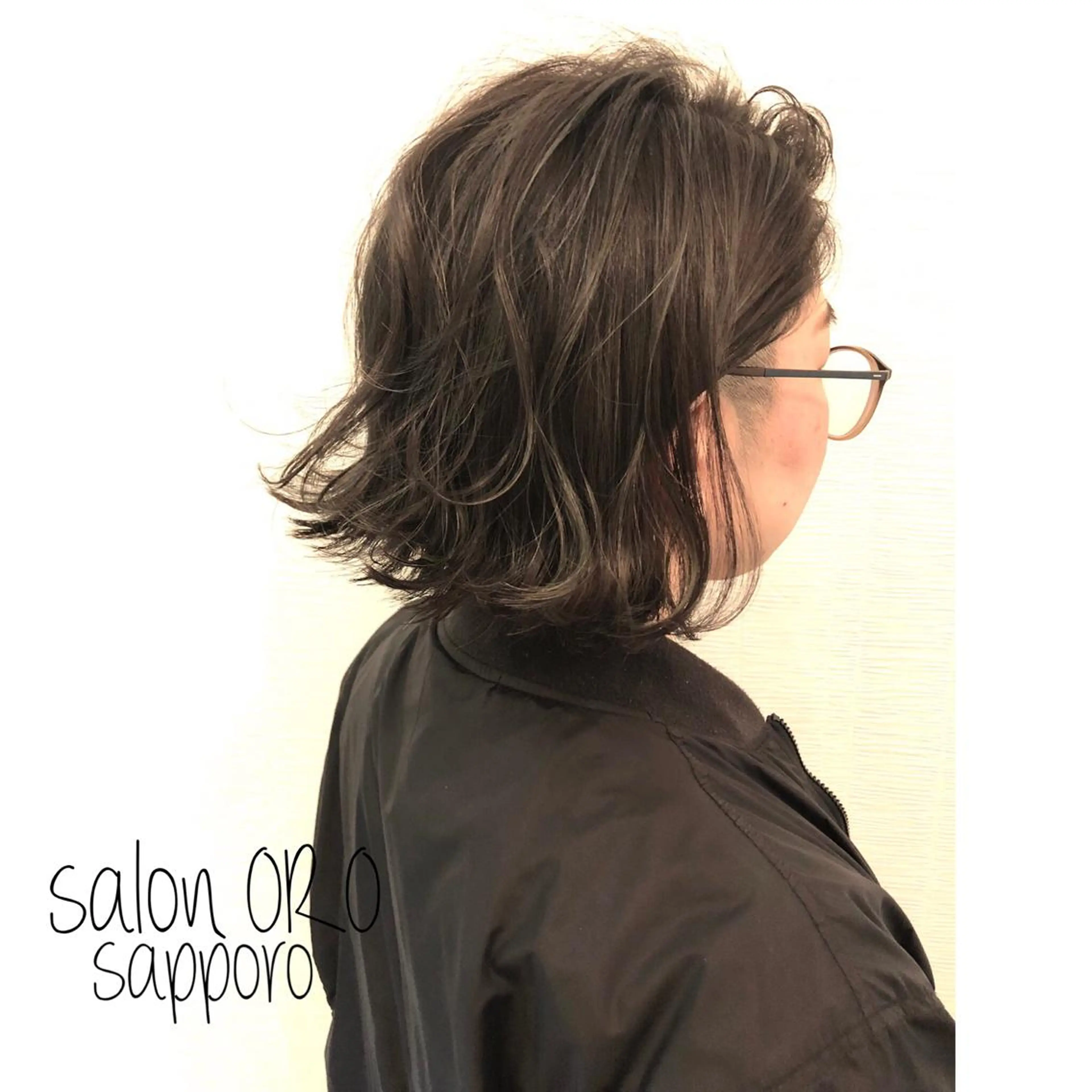 ミディアム カラー ハイライトカラー ハイライト カット ヘアカラー トリートメント 平川 友希子のヘアスタイル