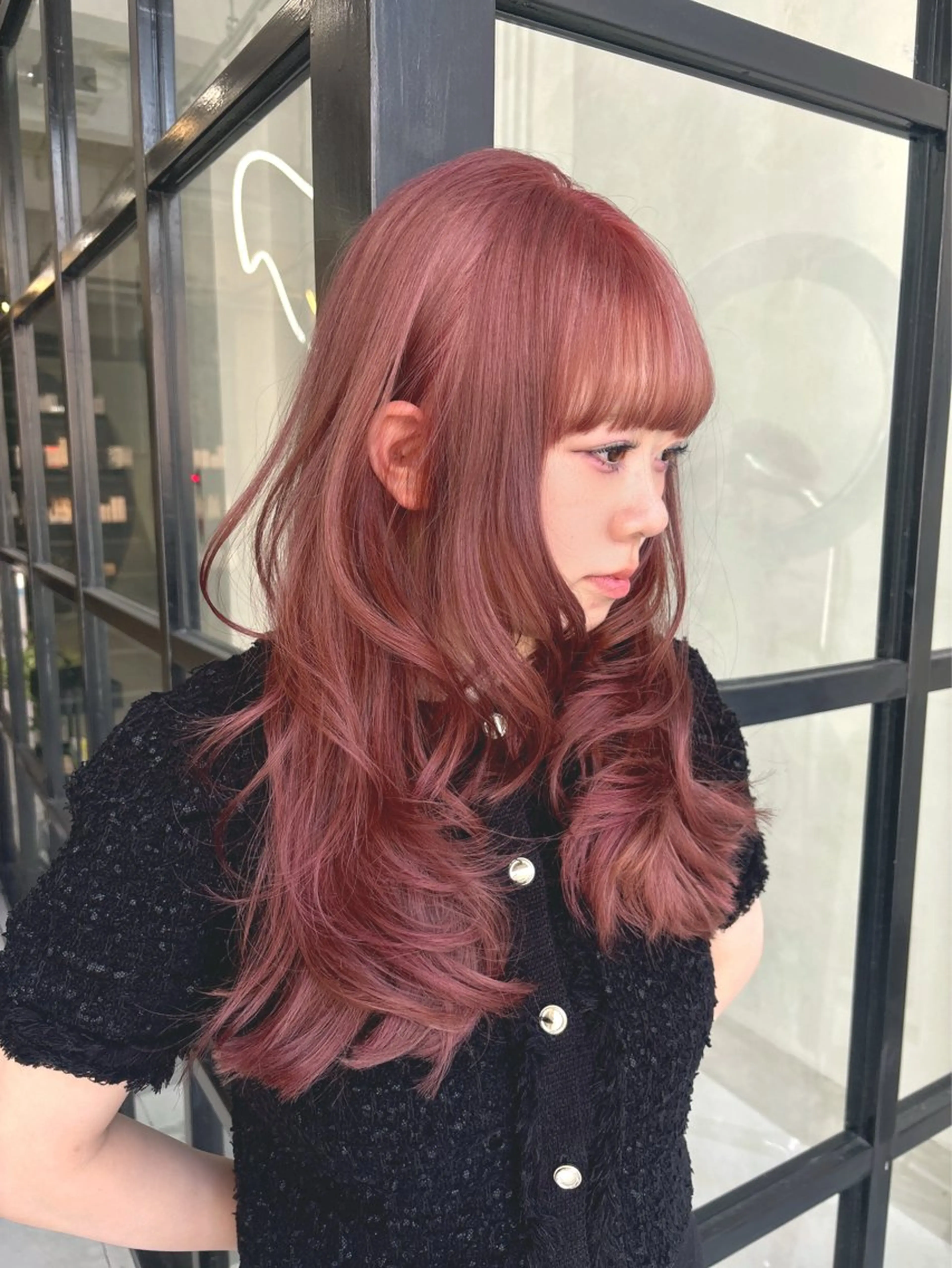 ロング カラー ベージュカラー ピンクカラー ピンクベージュ カット ヘアカラー トリートメント 佐伯 鼓乃美のヘアスタイル