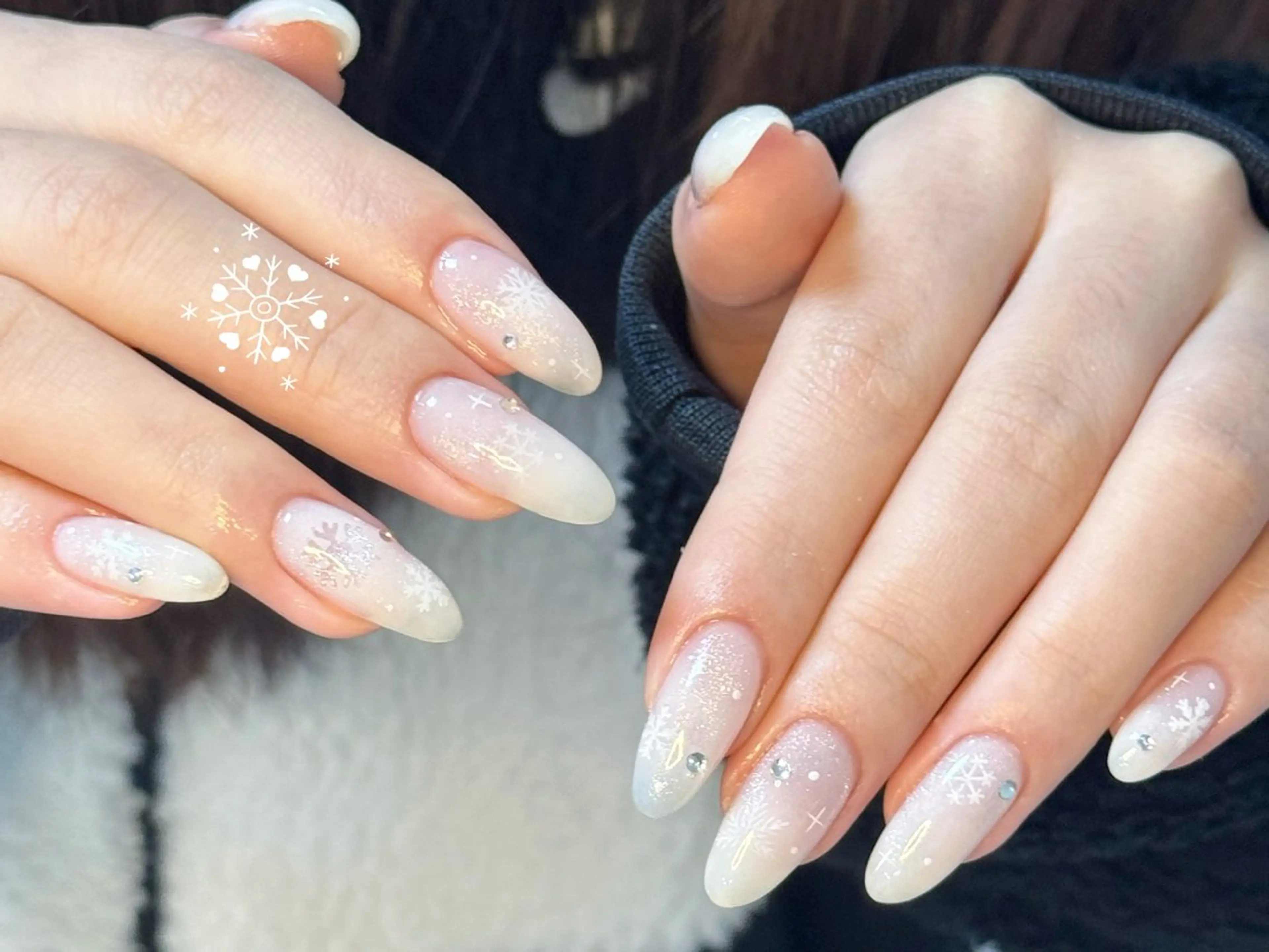 ネイル アートネイル オーロラネイル チークネイル フレンチネイル ガラスフレンチ ハンドネイル 🎀🎀YooLi Nail Salonのネイルデザイン