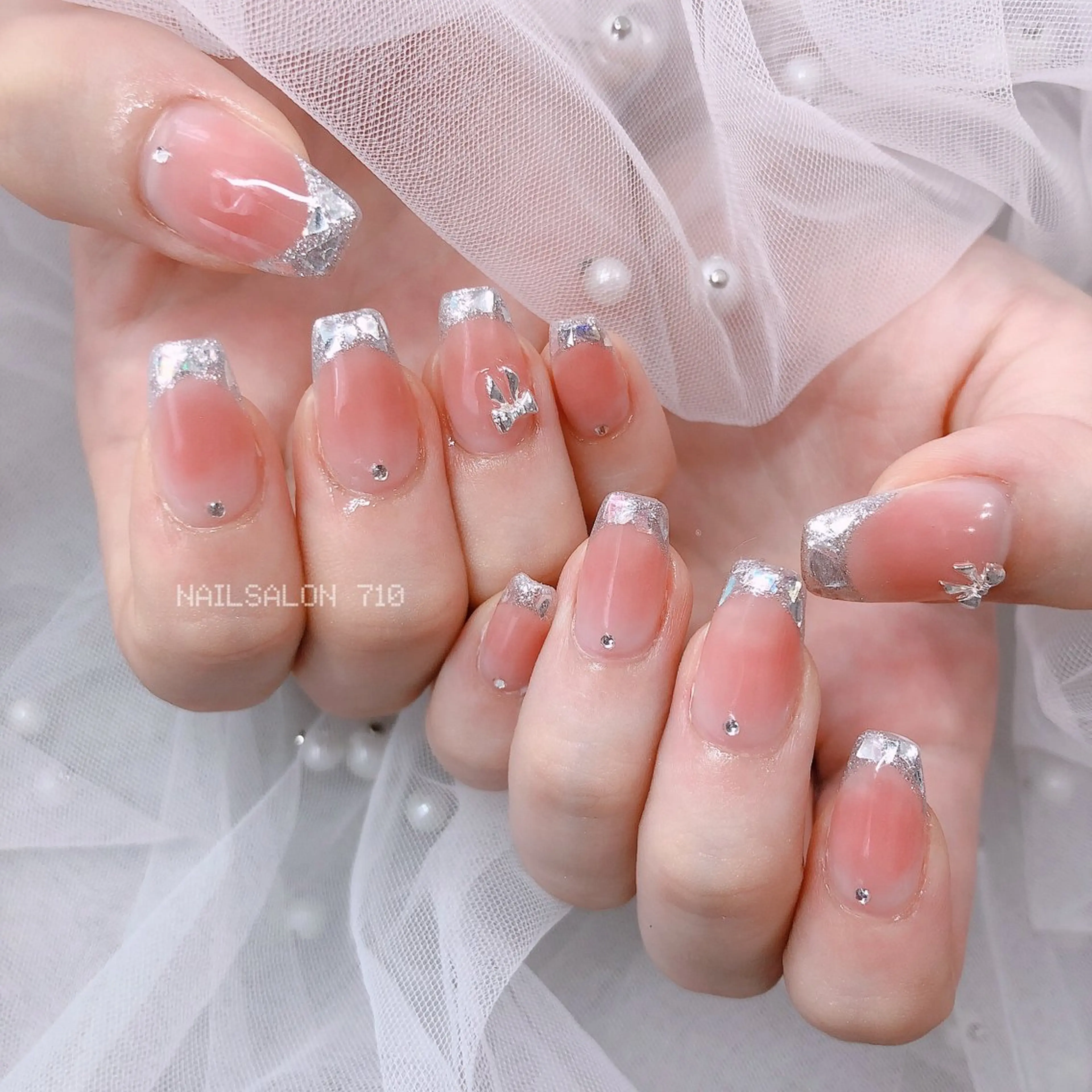 ネイル ハンドネイル フットネイル ナナイチゼロ I.Naoのネイルデザイン