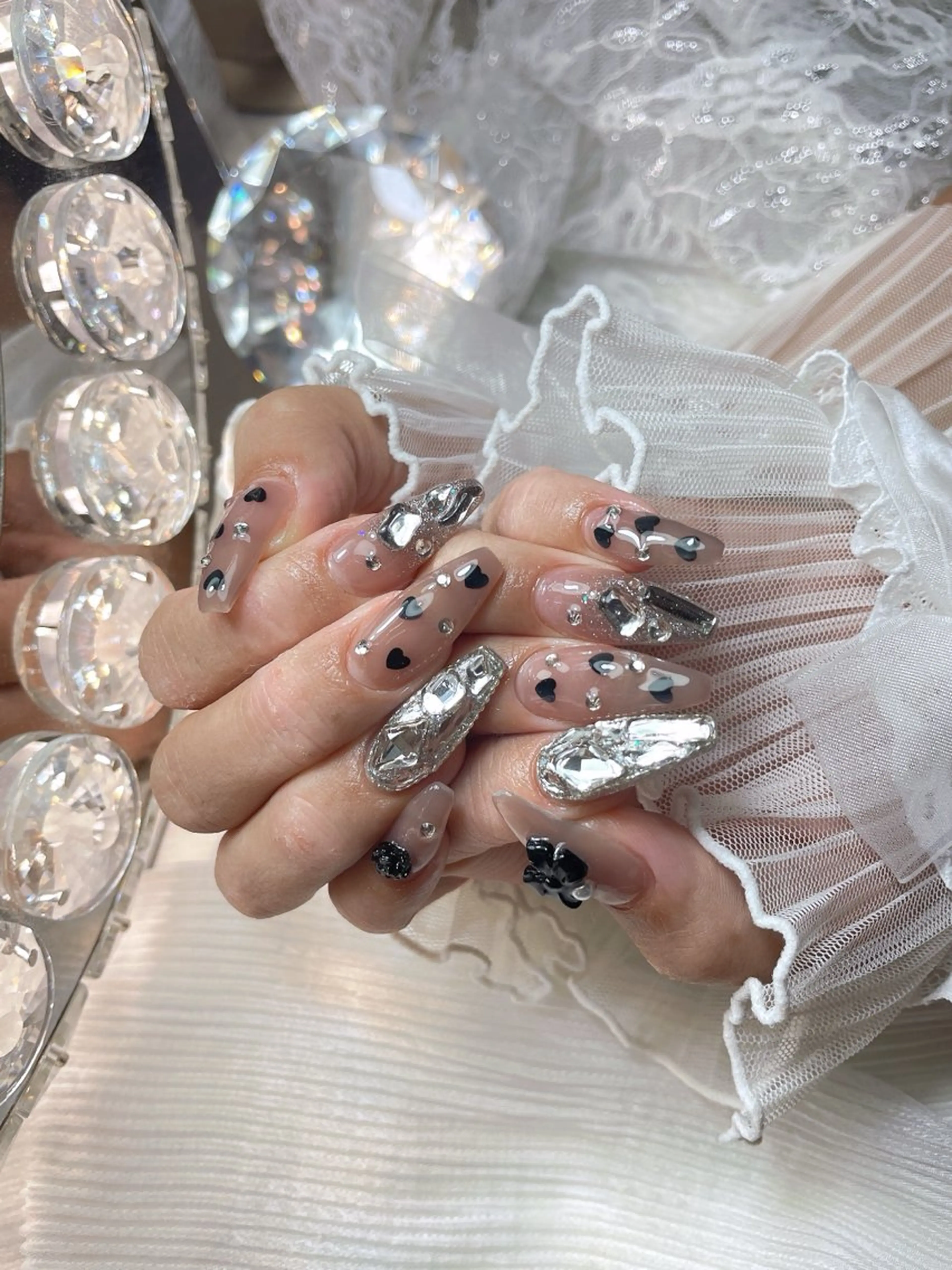 ネイル 23時まで❤︎韓国、 ワンホンネイルのネイルデザイン