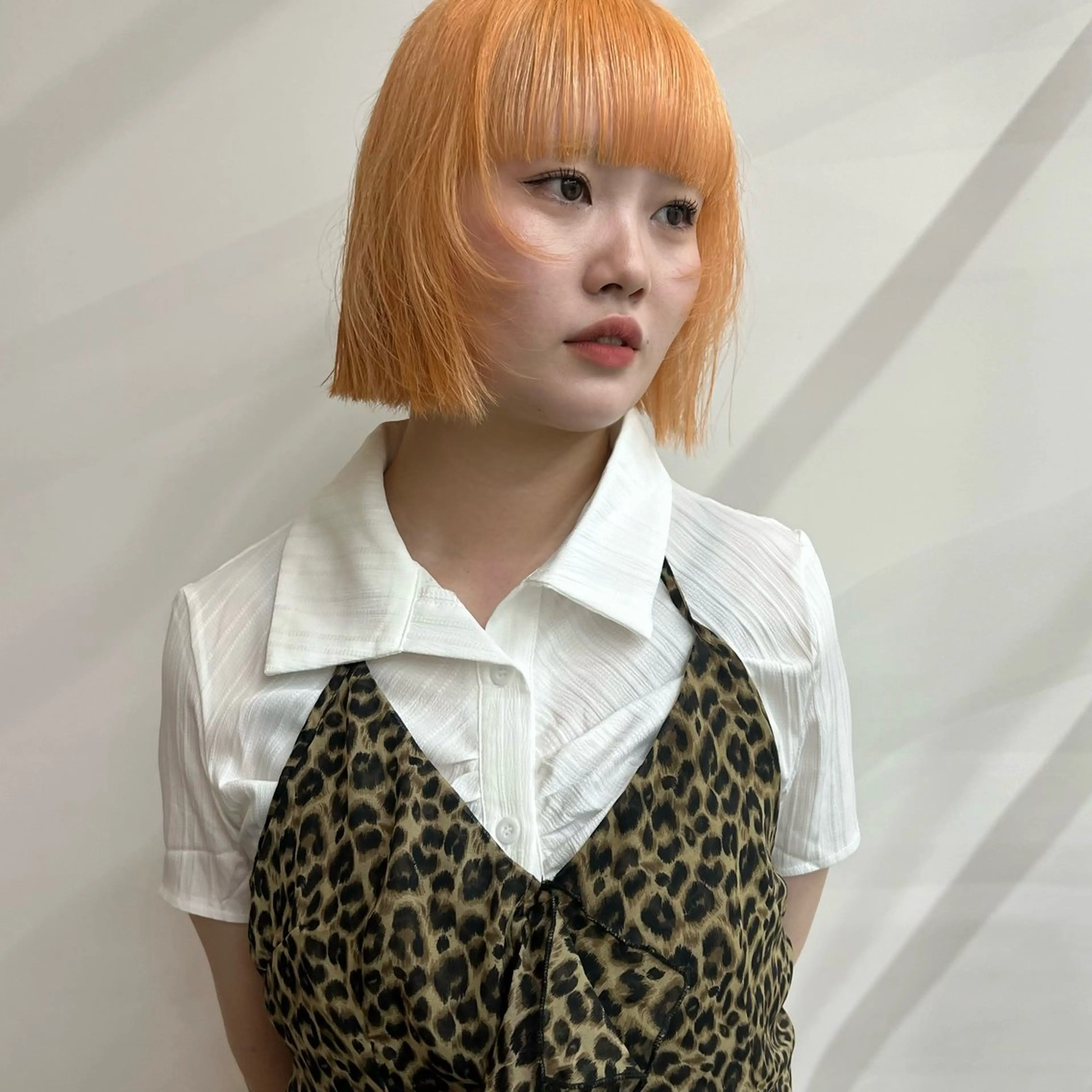 ミディアム 舟橋耀/ブリーチカラ ー/レイヤーカットのヘアスタイル