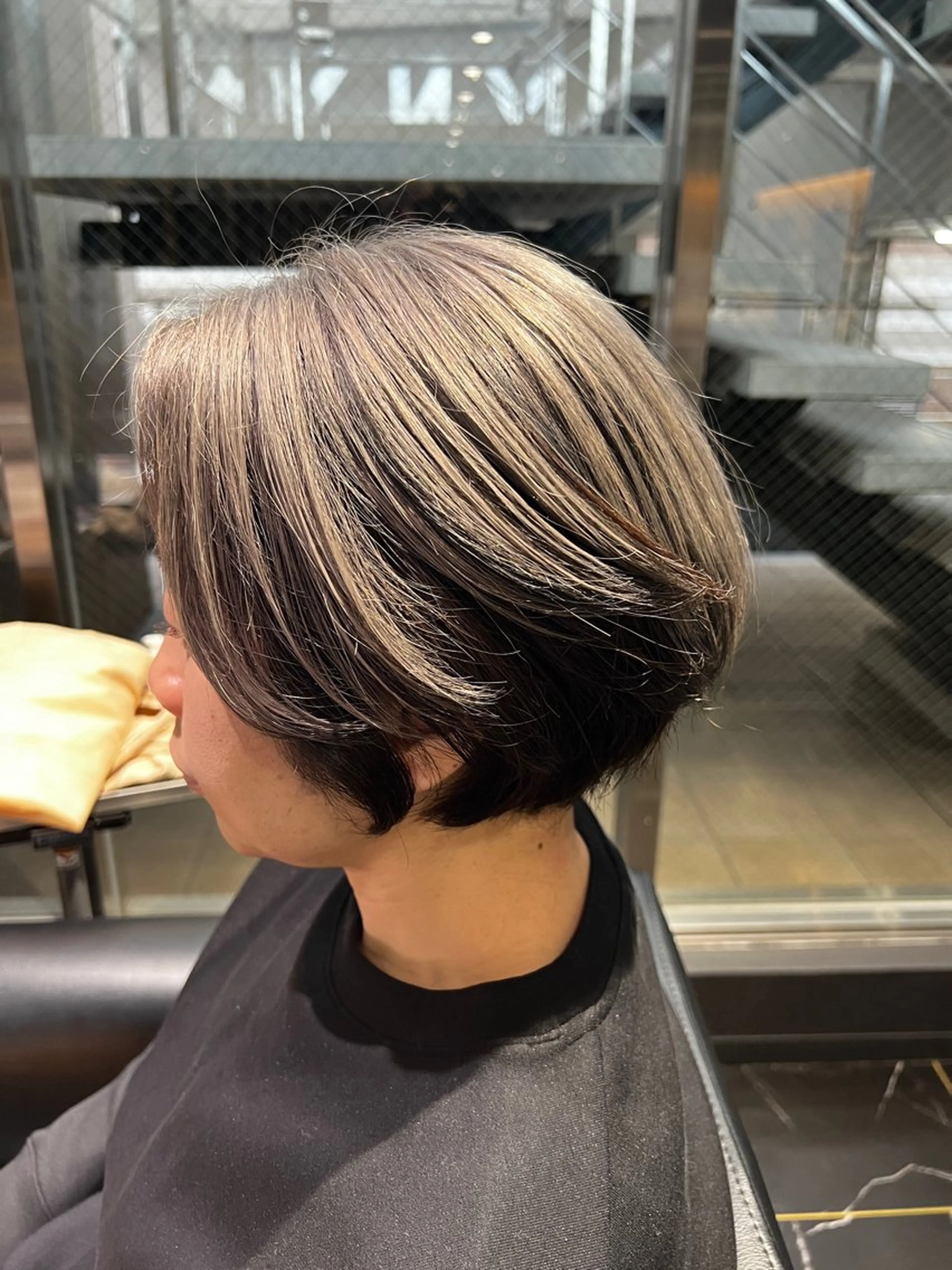 ショート ヘアカラー ハイライト/髪質改善 ✂️十河祐輝のヘアスタイル