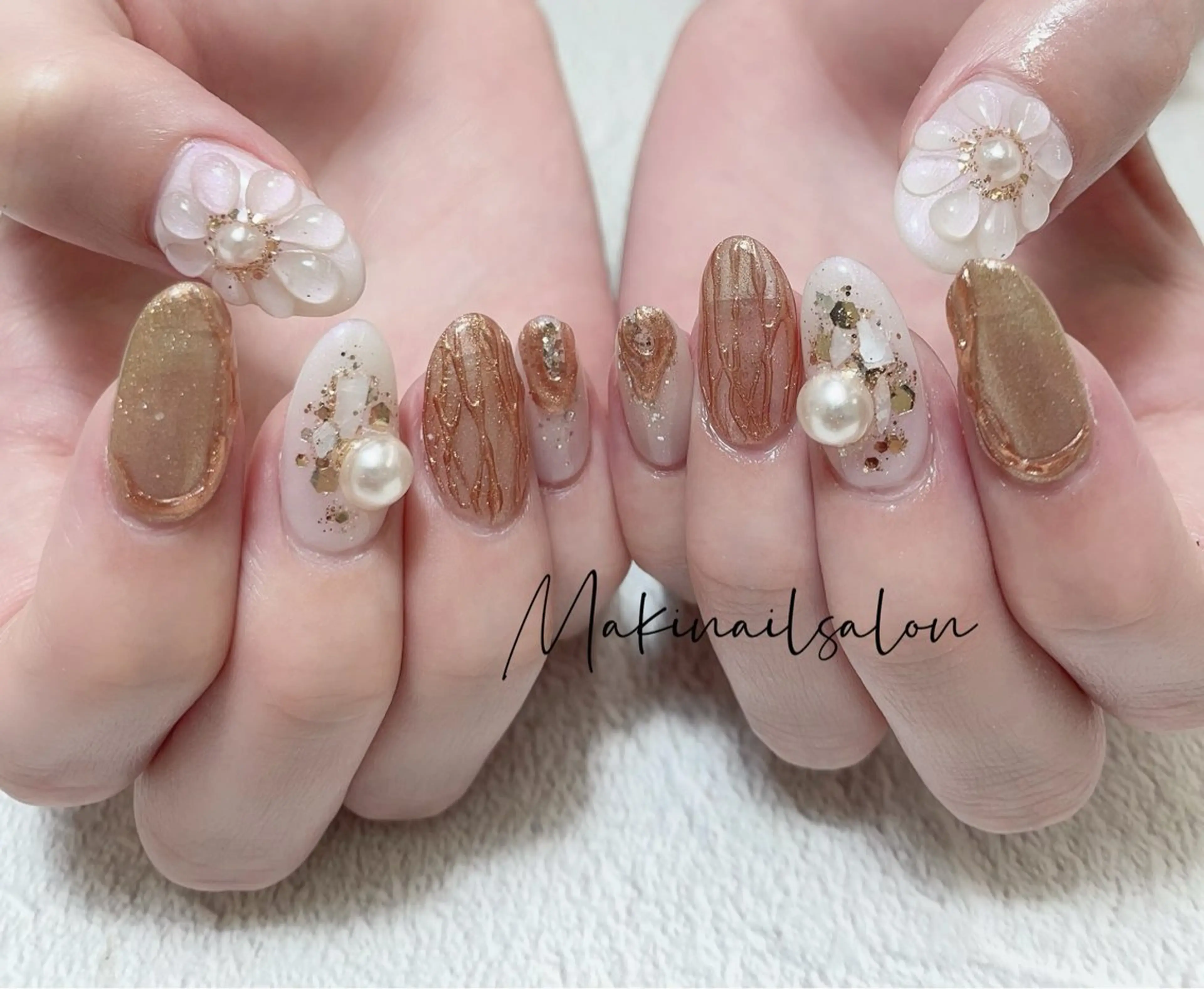 ネイル ハンドネイル マキ ネイルサロンのネイルデザイン