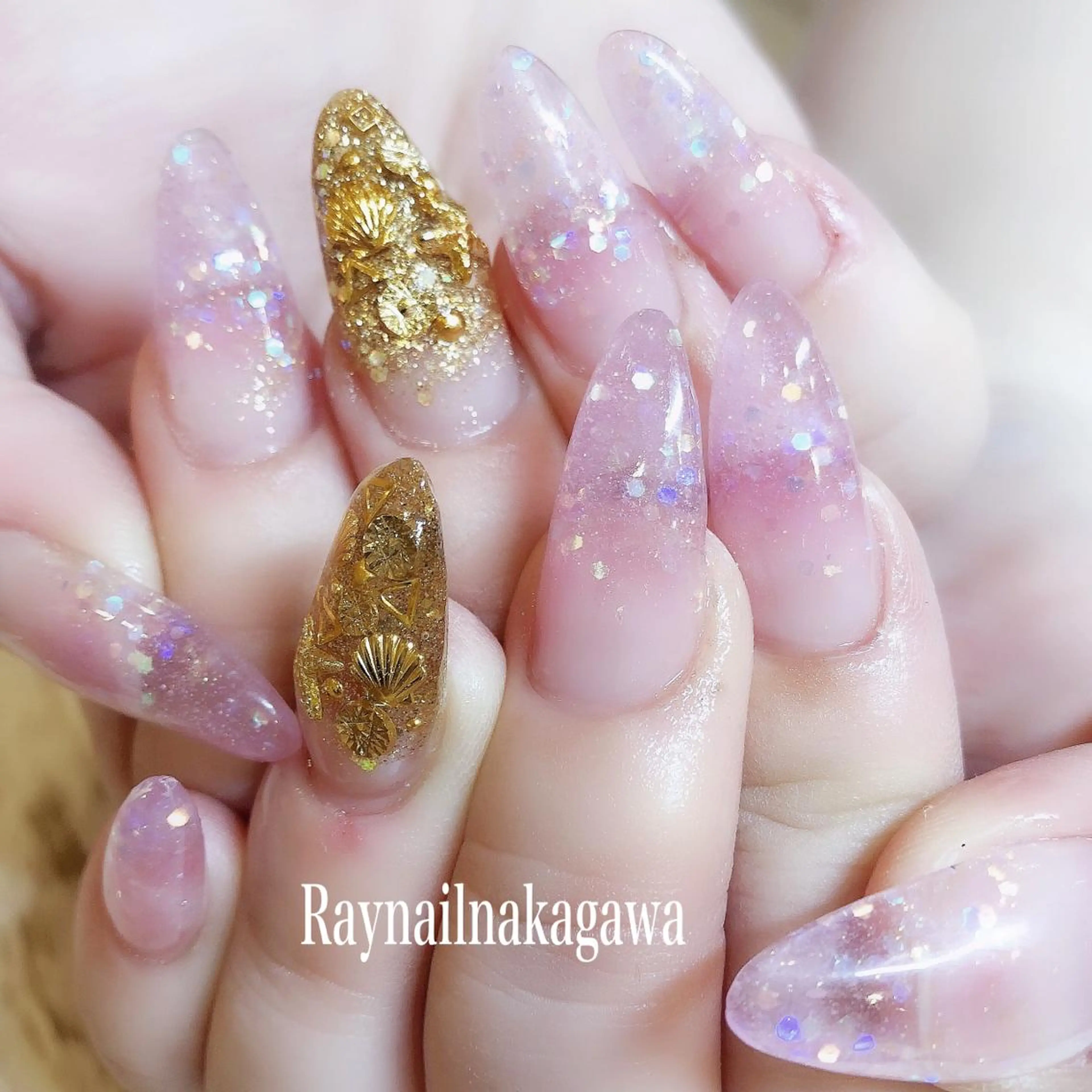 ネイル nailstudio ′ecole所属・nailstudio ′ecoleのネイルデザイン