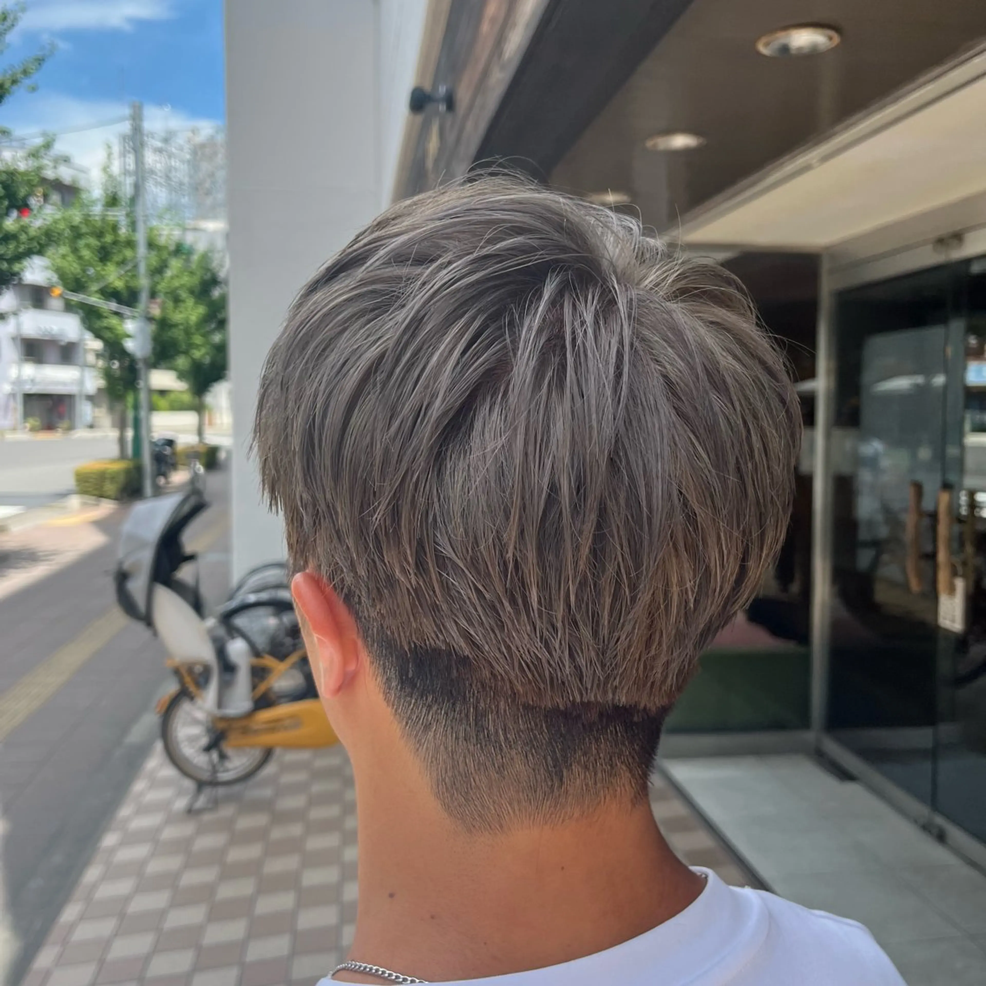 カラー メンズ アッシュ アッシュグレー ふるはし みなのヘアスタイル