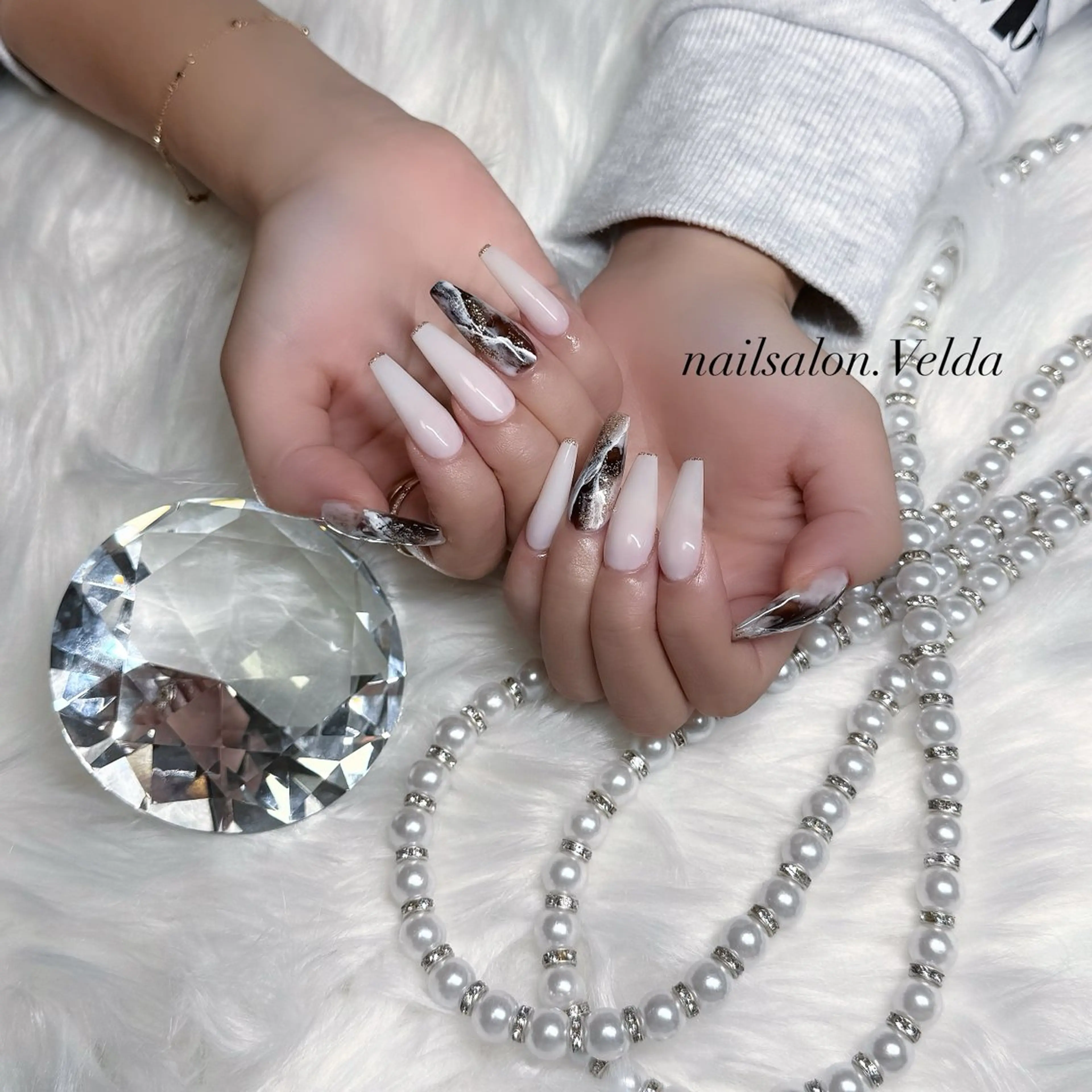 ネイル 大理石ネイル(マーブル) ワンカラーネイル ハンドネイル 💎スカルプ💎 Velda(ベルダ)のネイルデザイン