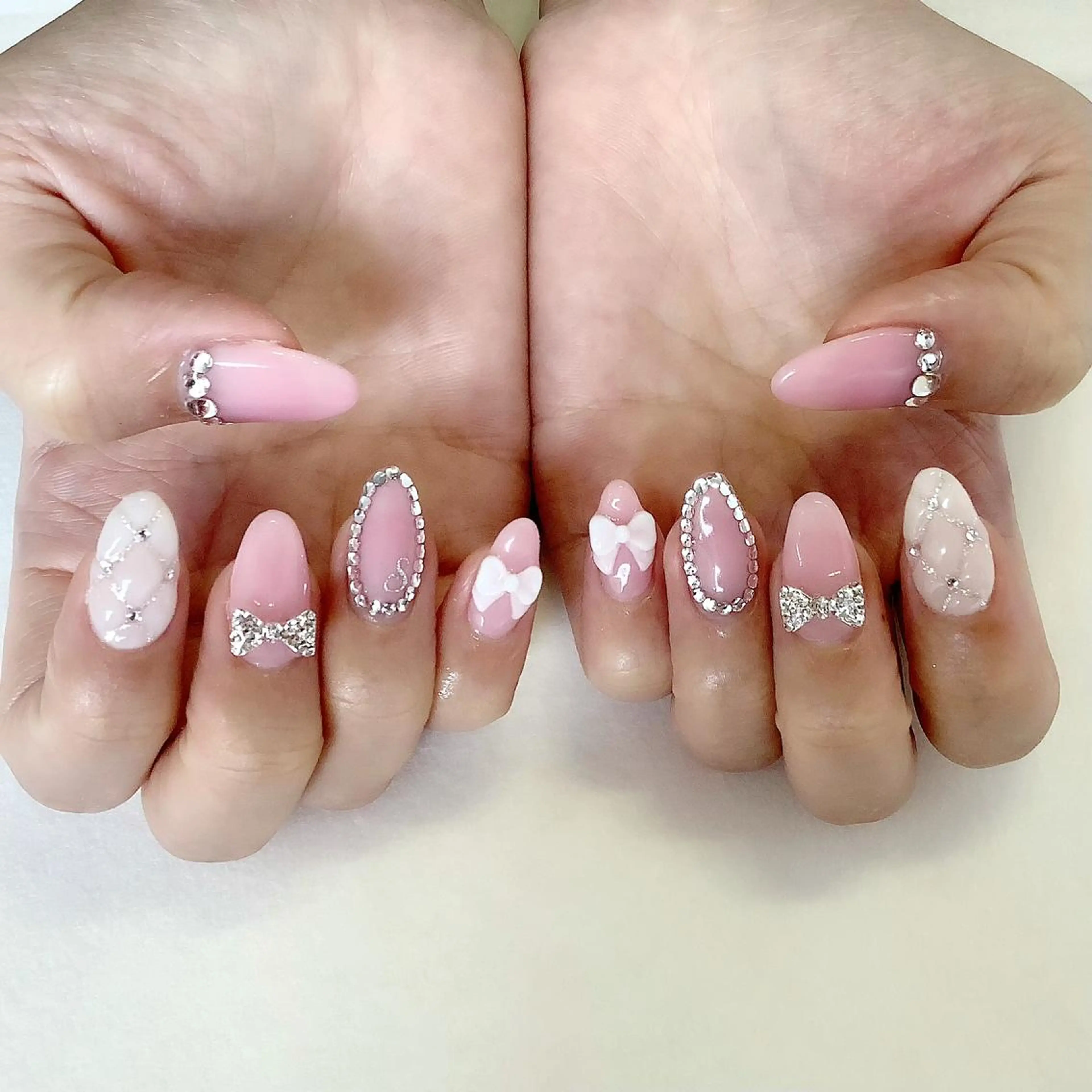 ネイル ハンドネイル 💎🐰 saki. m 🐰💎のネイルデザイン