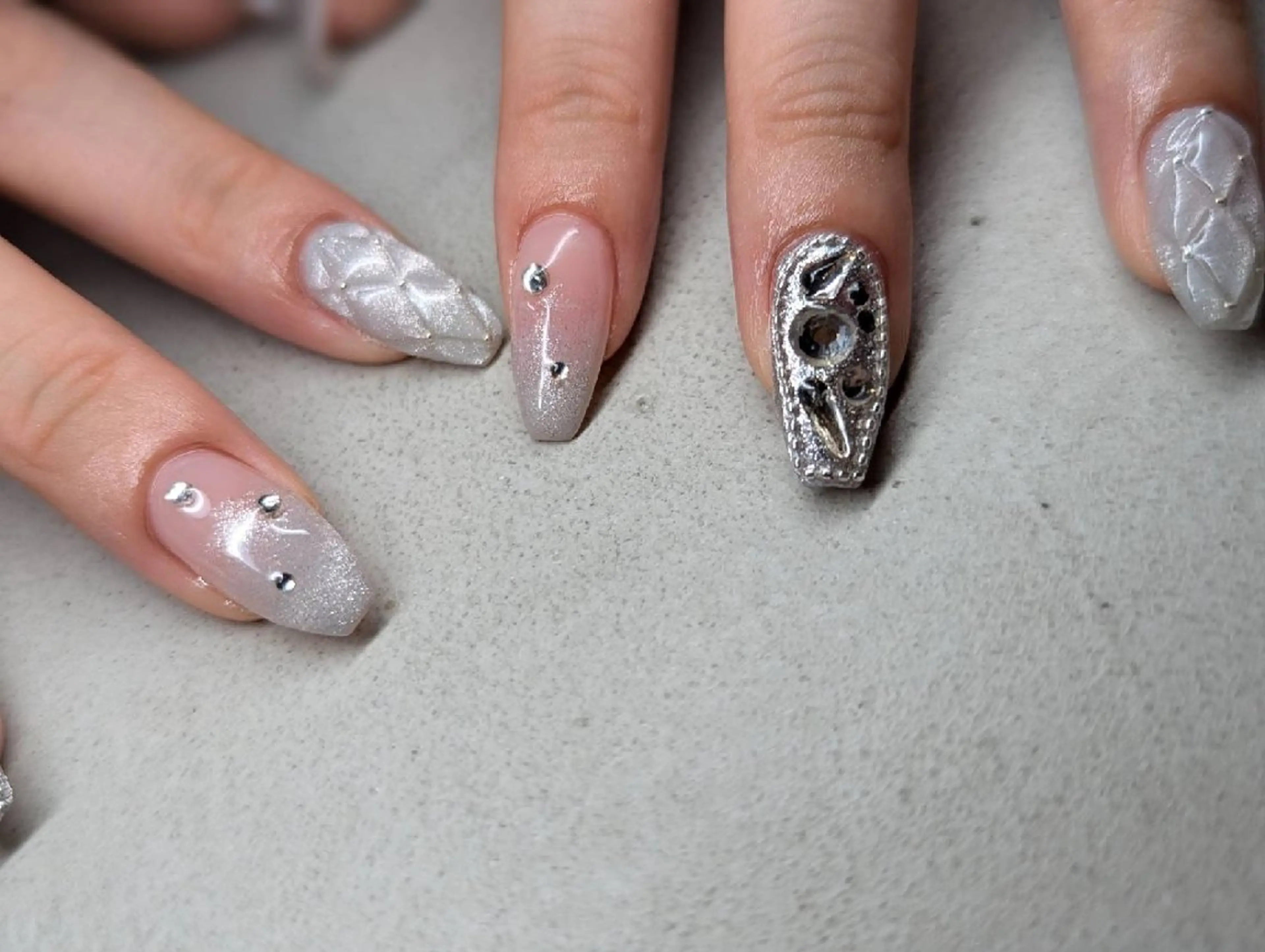 ネイル ハンドネイル Nailsalon BEeR。のネイルデザイン