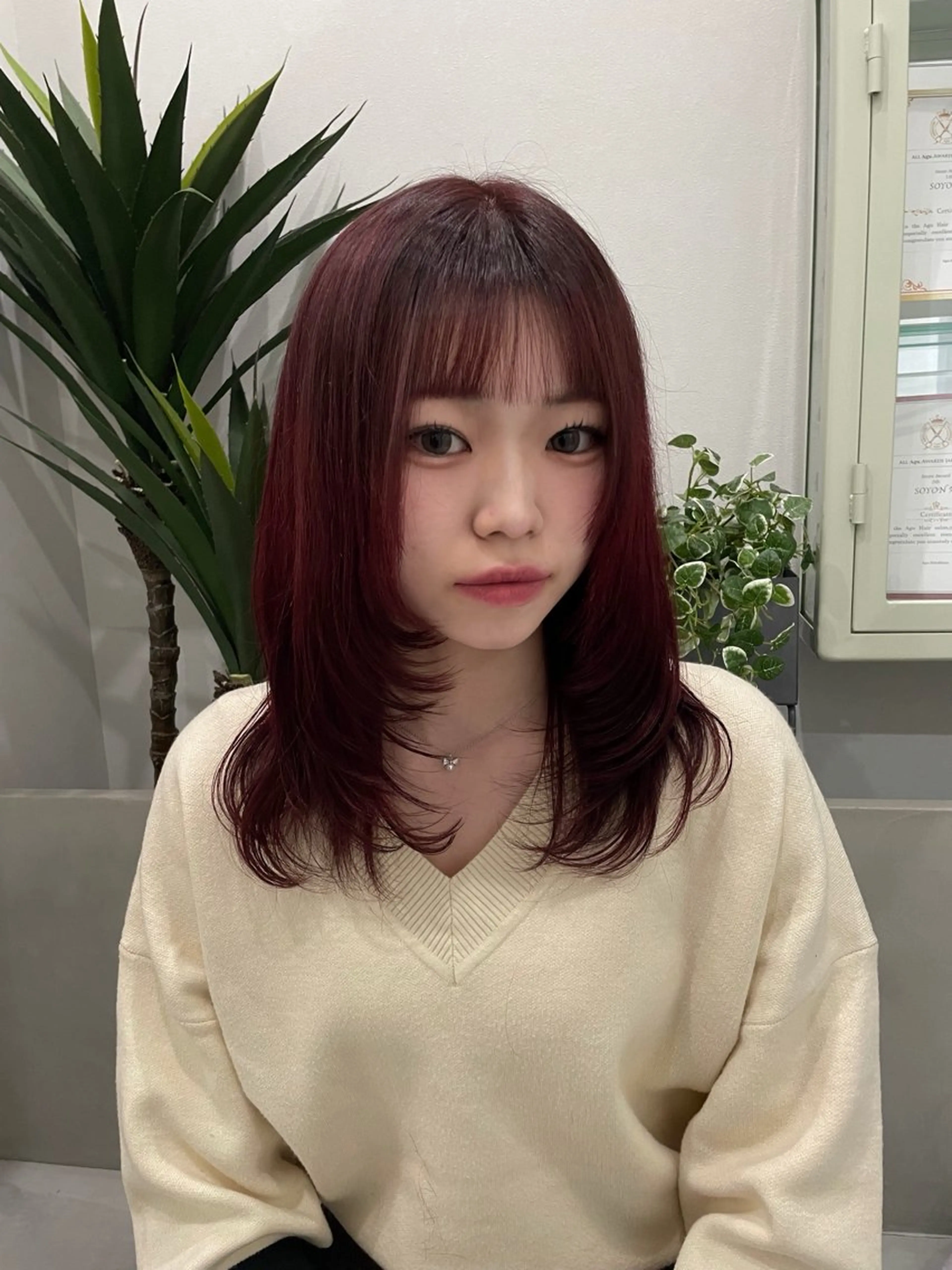 ミディアム 猿渡 恋菜のヘアスタイル