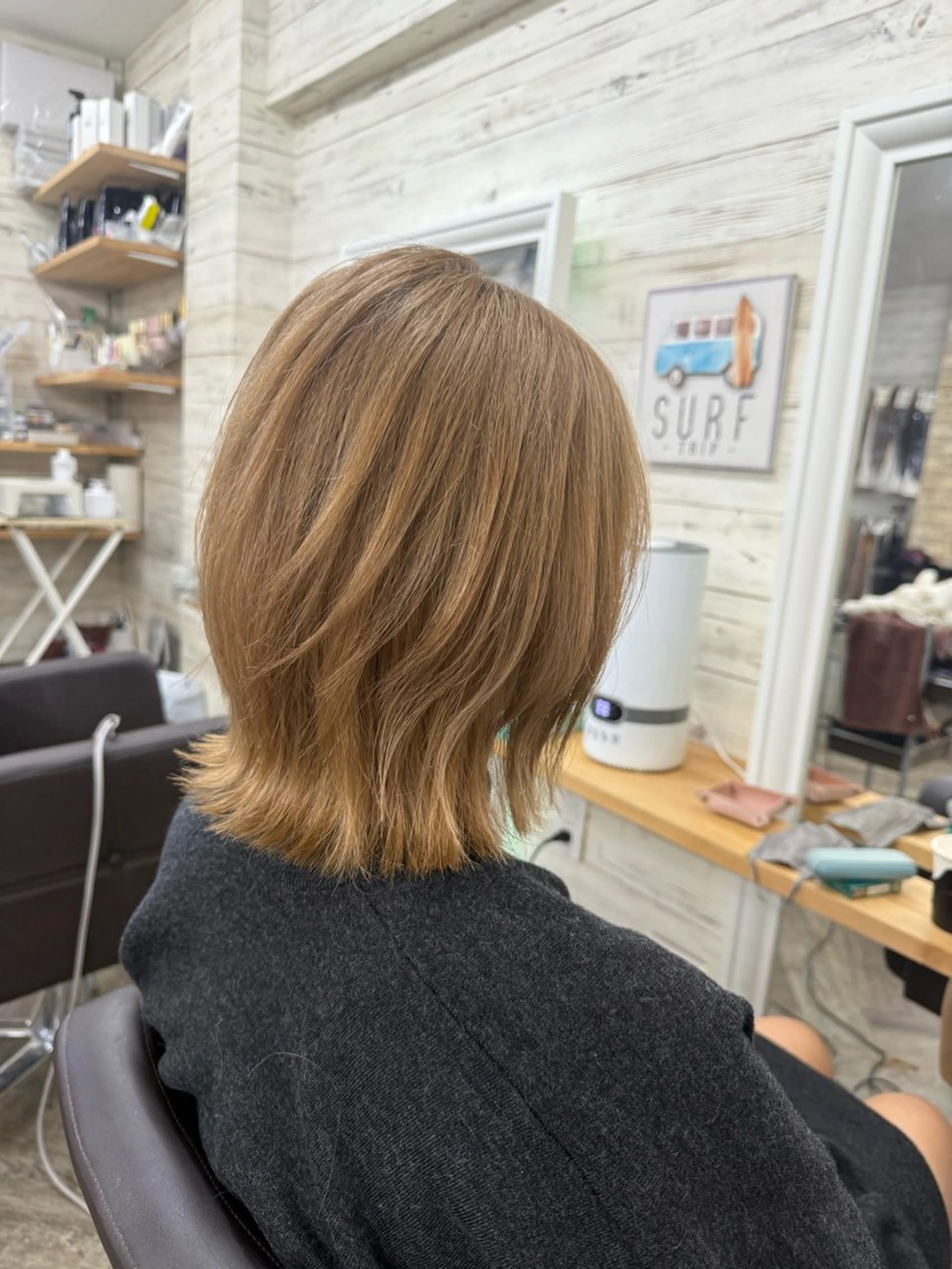 ミディアム カラー ボブレイヤー ベージュカラー ブラウンカラー ブラウンベージュ ボブ カット ヘアカラー 北沢 隆のヘアスタイル