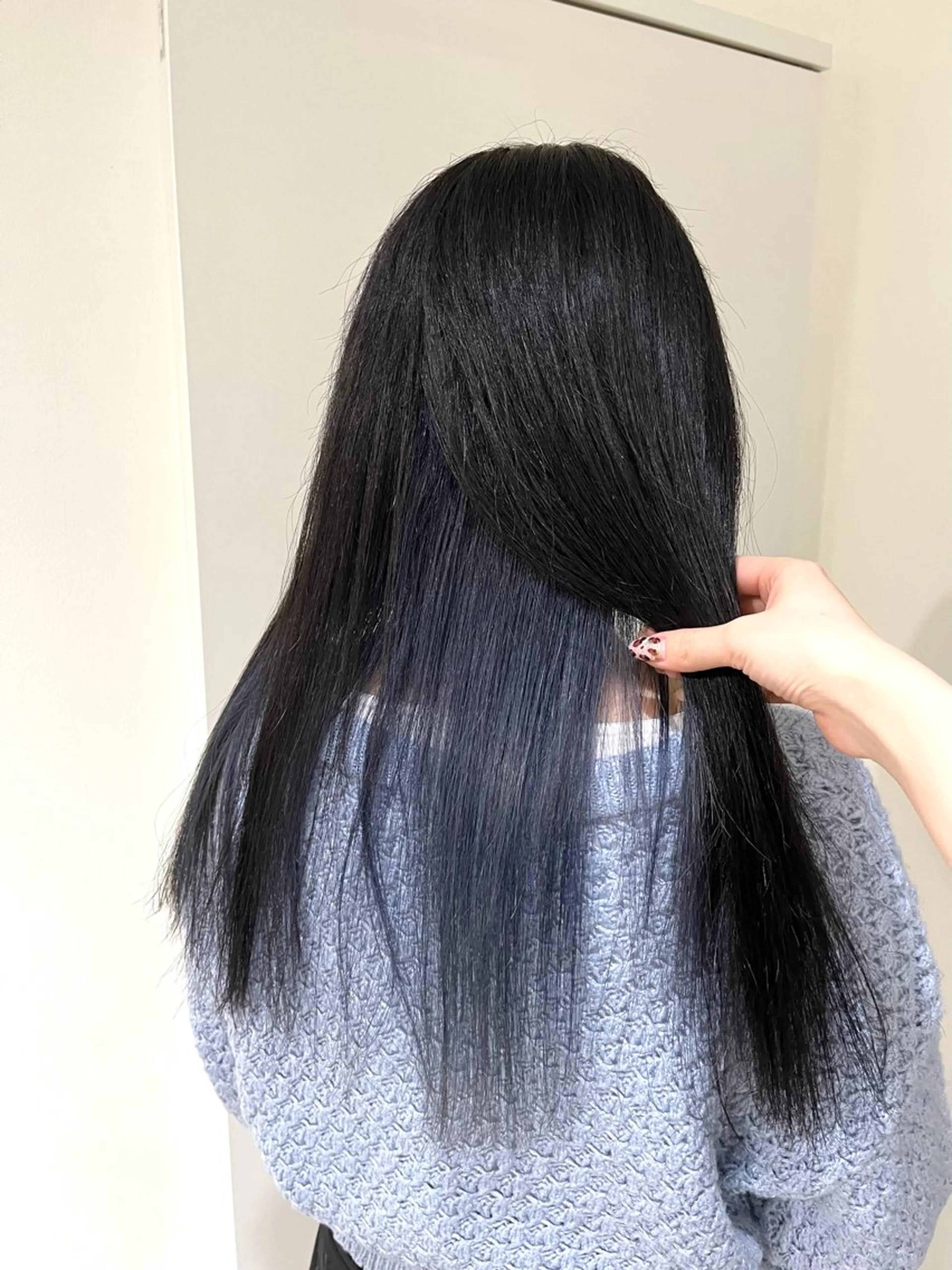 ロング カラー イロアイヘアー Renのヘアスタイル