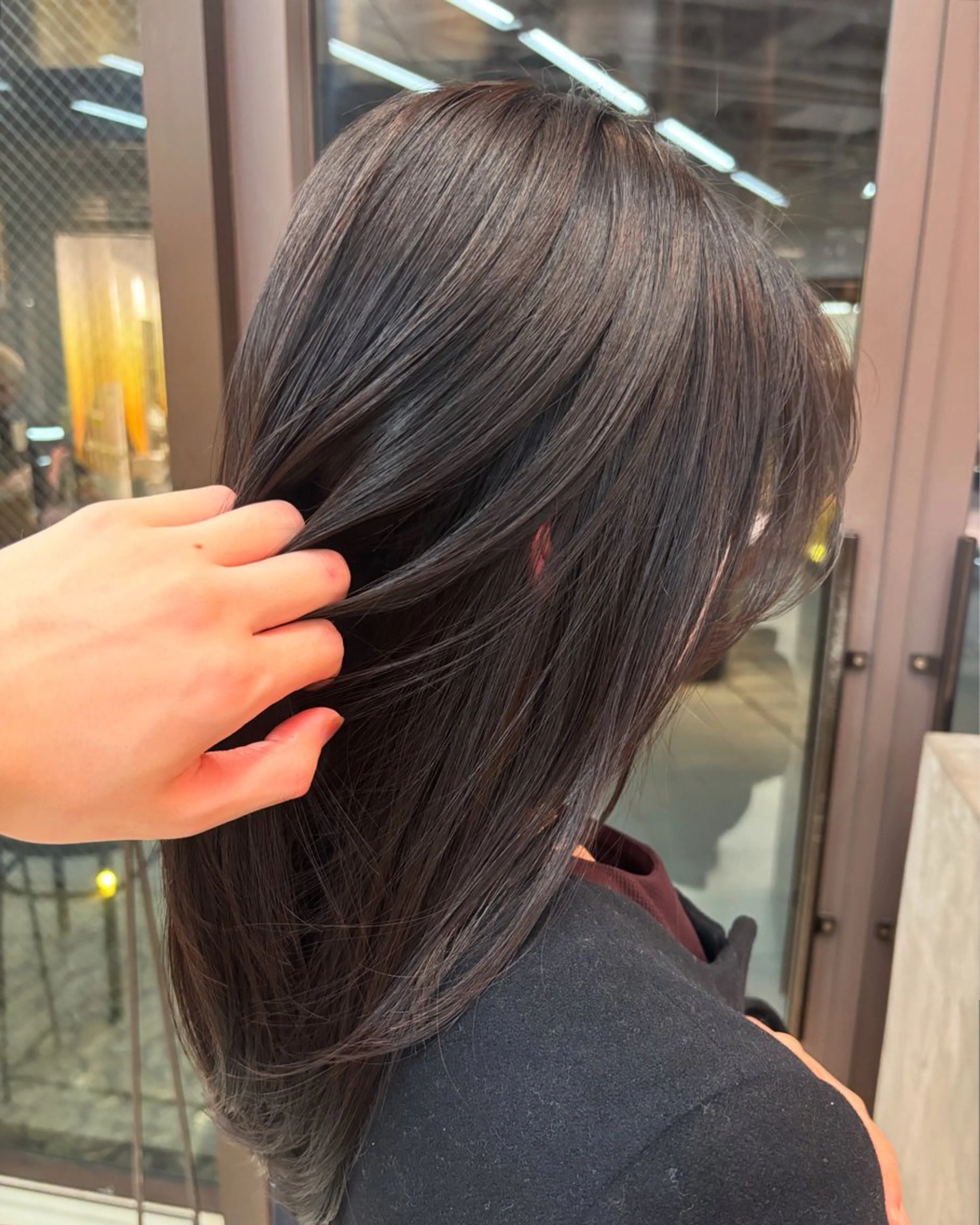 セミロング 艶髪ストレート/ 理美容師/ショウキのヘアスタイル