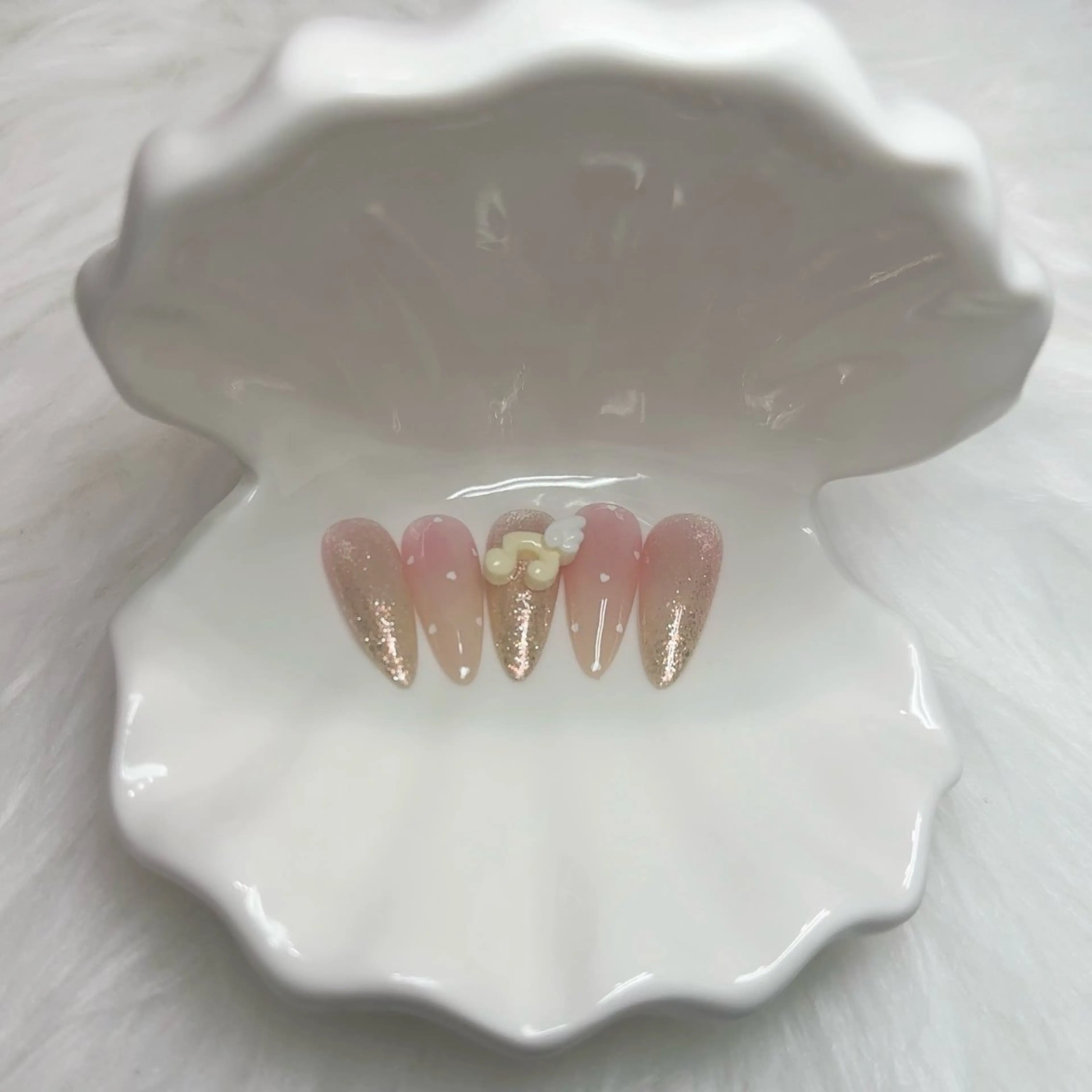 ネイル アートネイル SARAH ネイルサロン所属・SARAH ネイルサロンのネイルデザイン