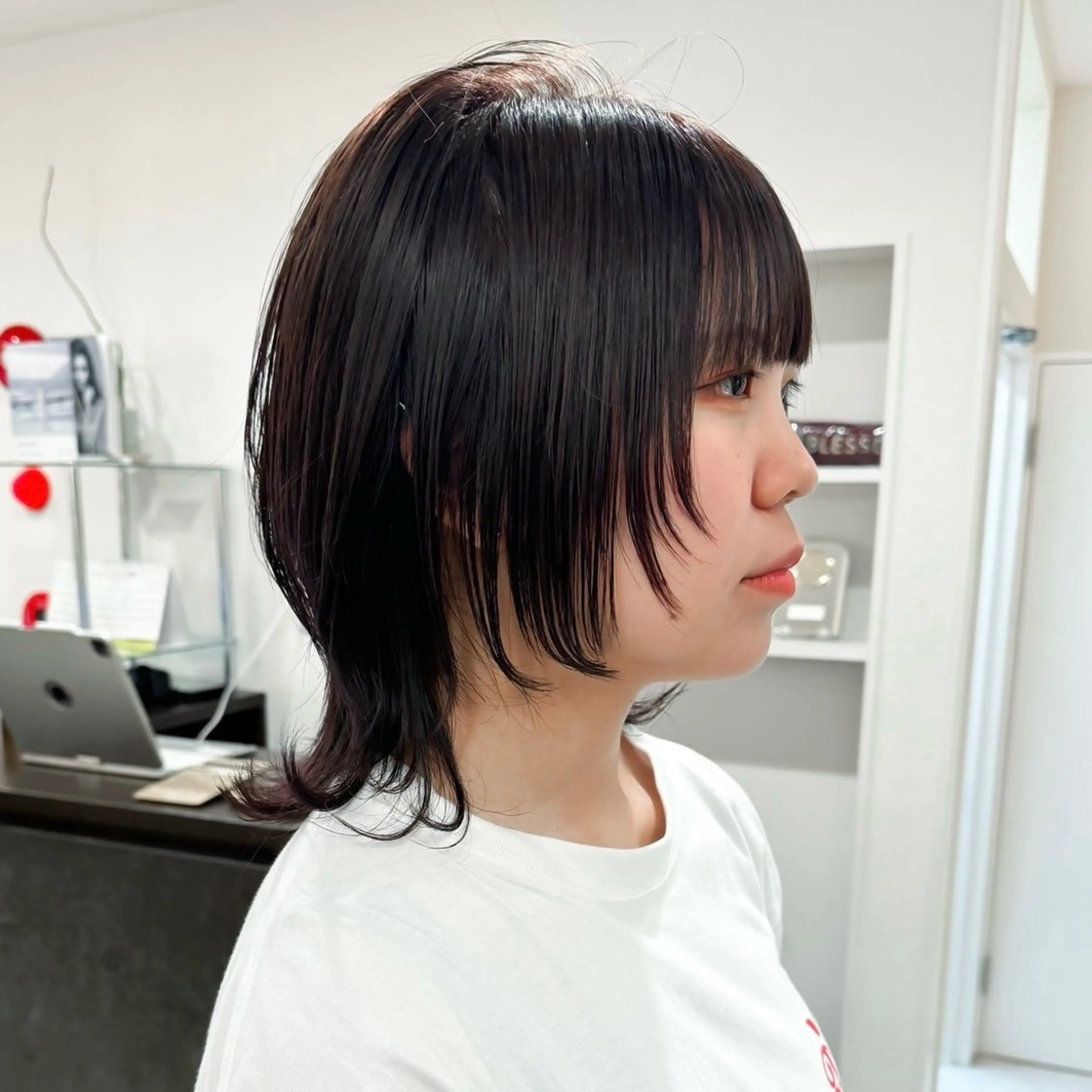 ミディアム カラー カット ヘアカラー トリートメント ハイトーン/ウルフ/ レイヤー/Asukaのヘアスタイル