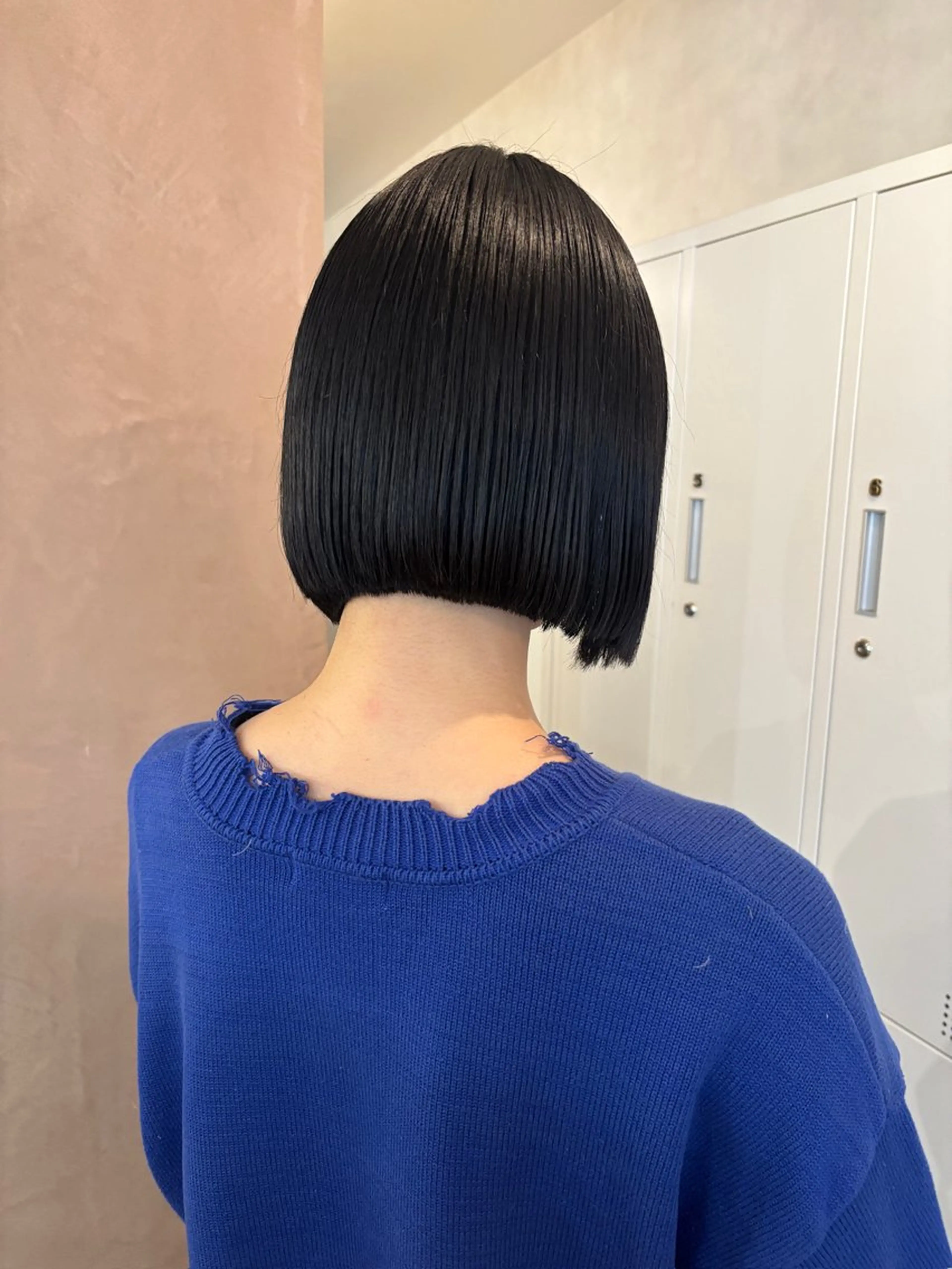 🪮🤍《 カット + 縮毛矯正 + 薬剤除去  》🤍🪮の写真