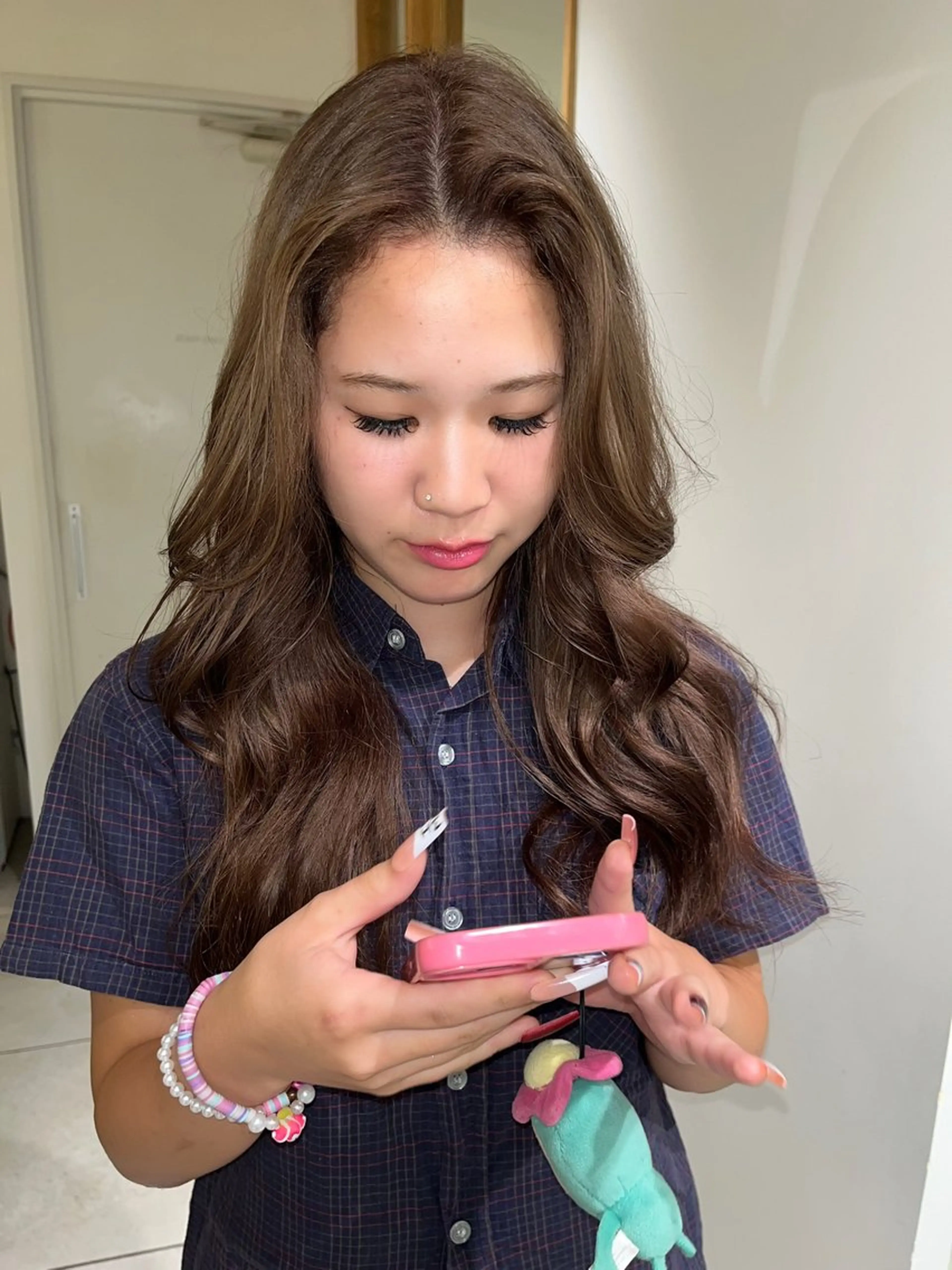 カラー ヘアカラー 横井 優奈のヘアスタイル