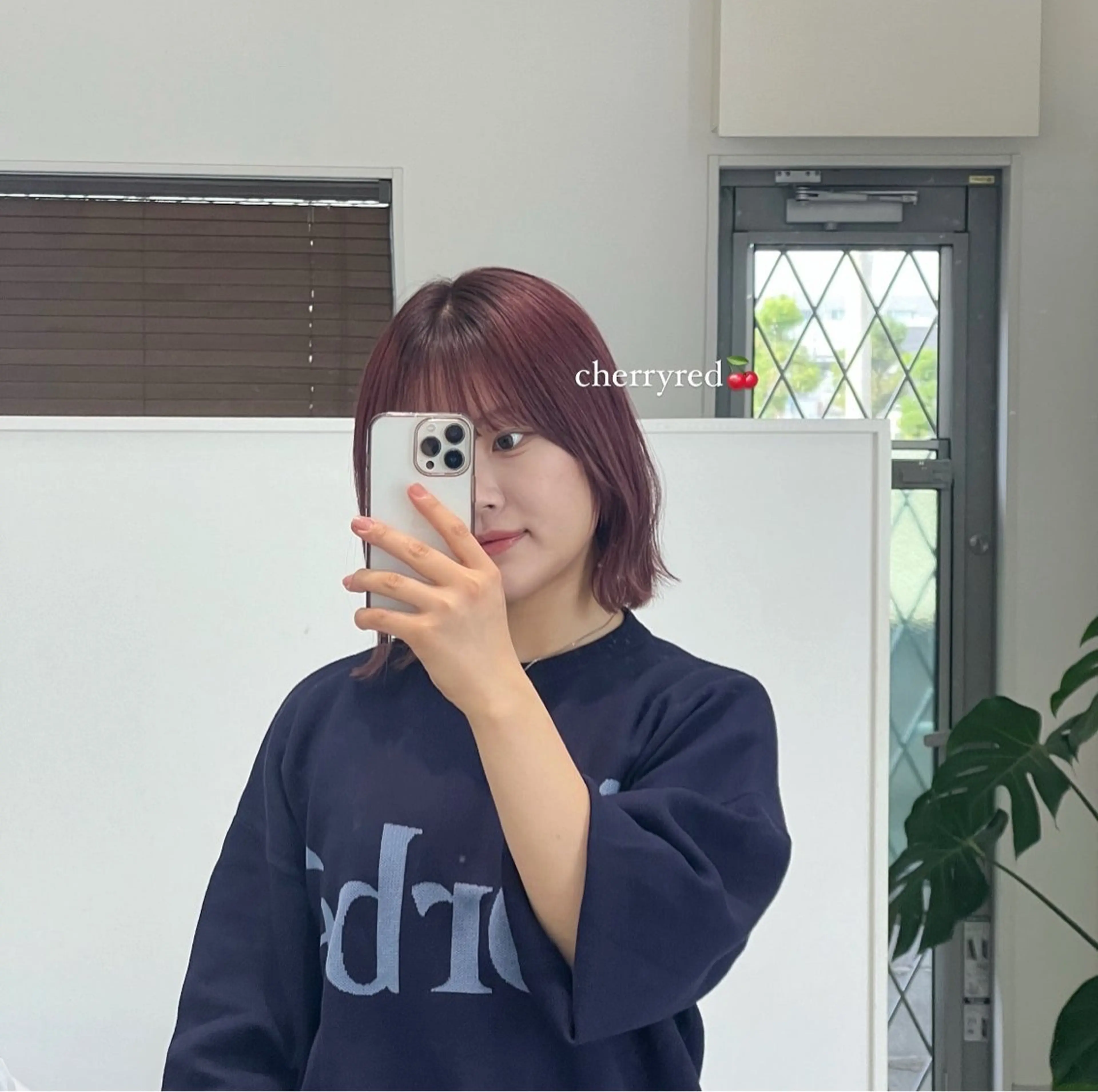 ショート カラー ブリーチ ヘアカラー トリートメント 黒阪 なみのヘアスタイル