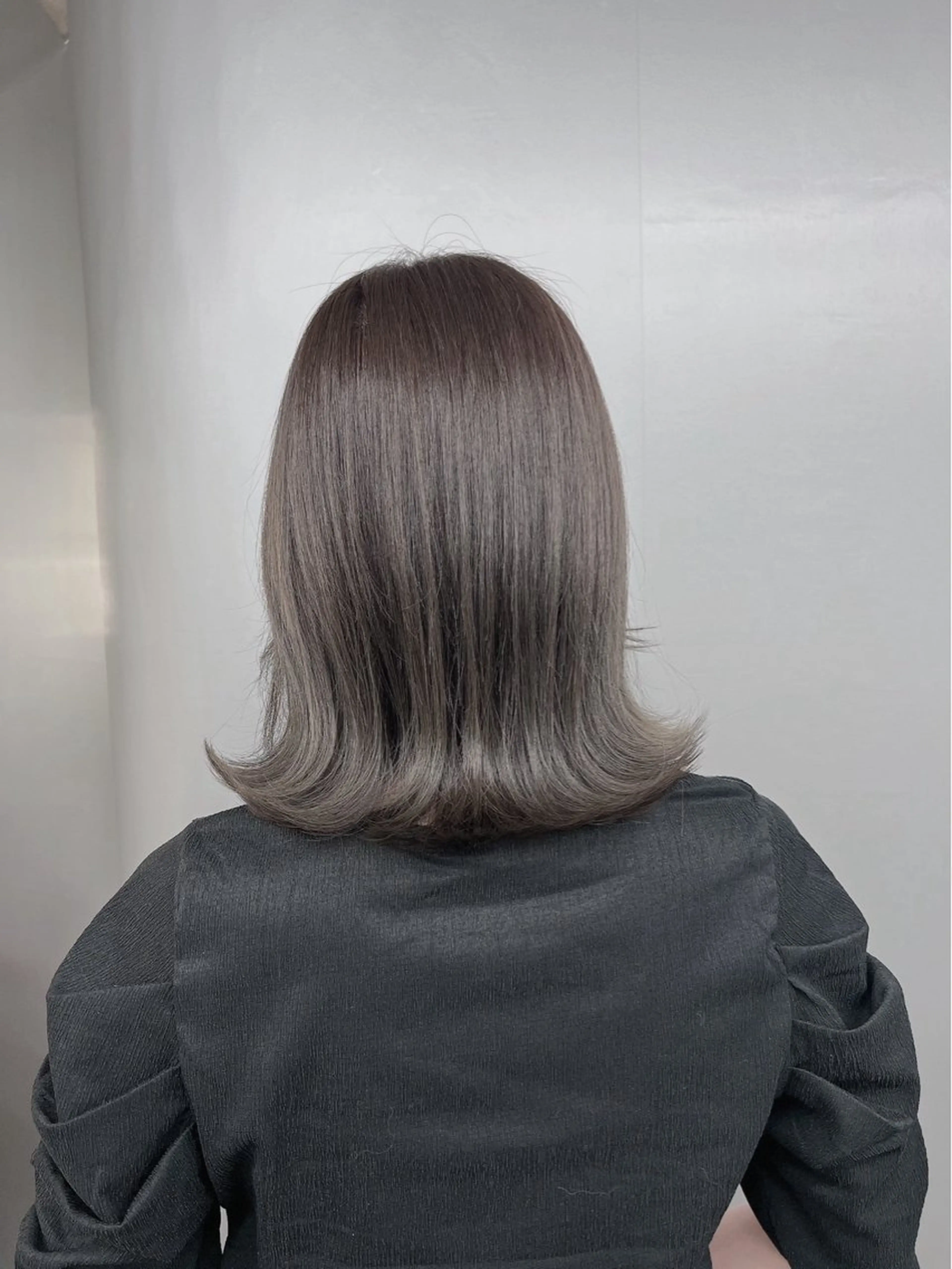 ミディアム ヘアカラー トリートメント ベージュ/グレージュ 🧸あやか/表参道のヘアスタイル