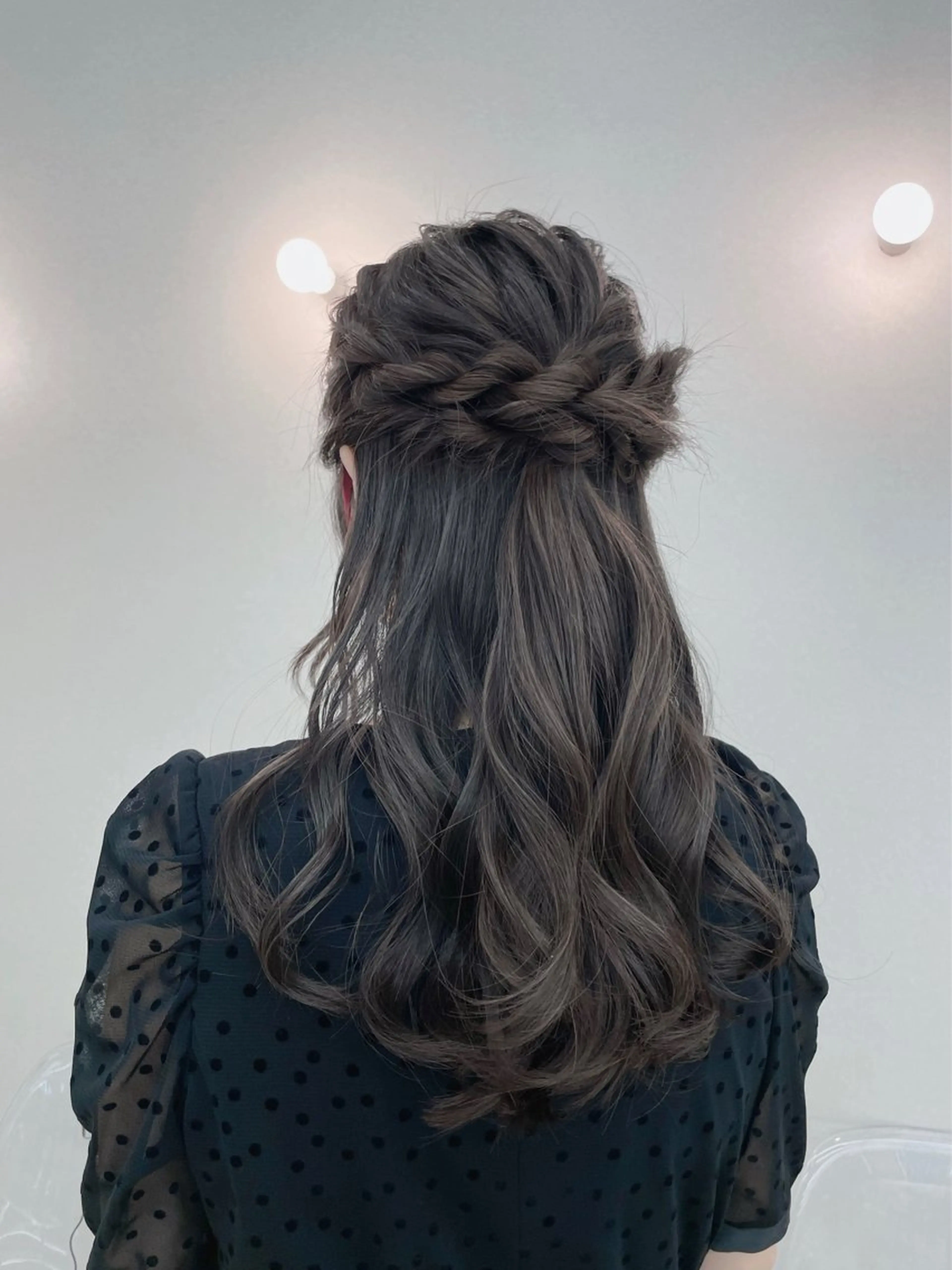 ロング ヘアアレンジ ハーフアップ CARELLY 流山おおたかの森所属・CARELLY Rukaのマツエク・マツパデザイン