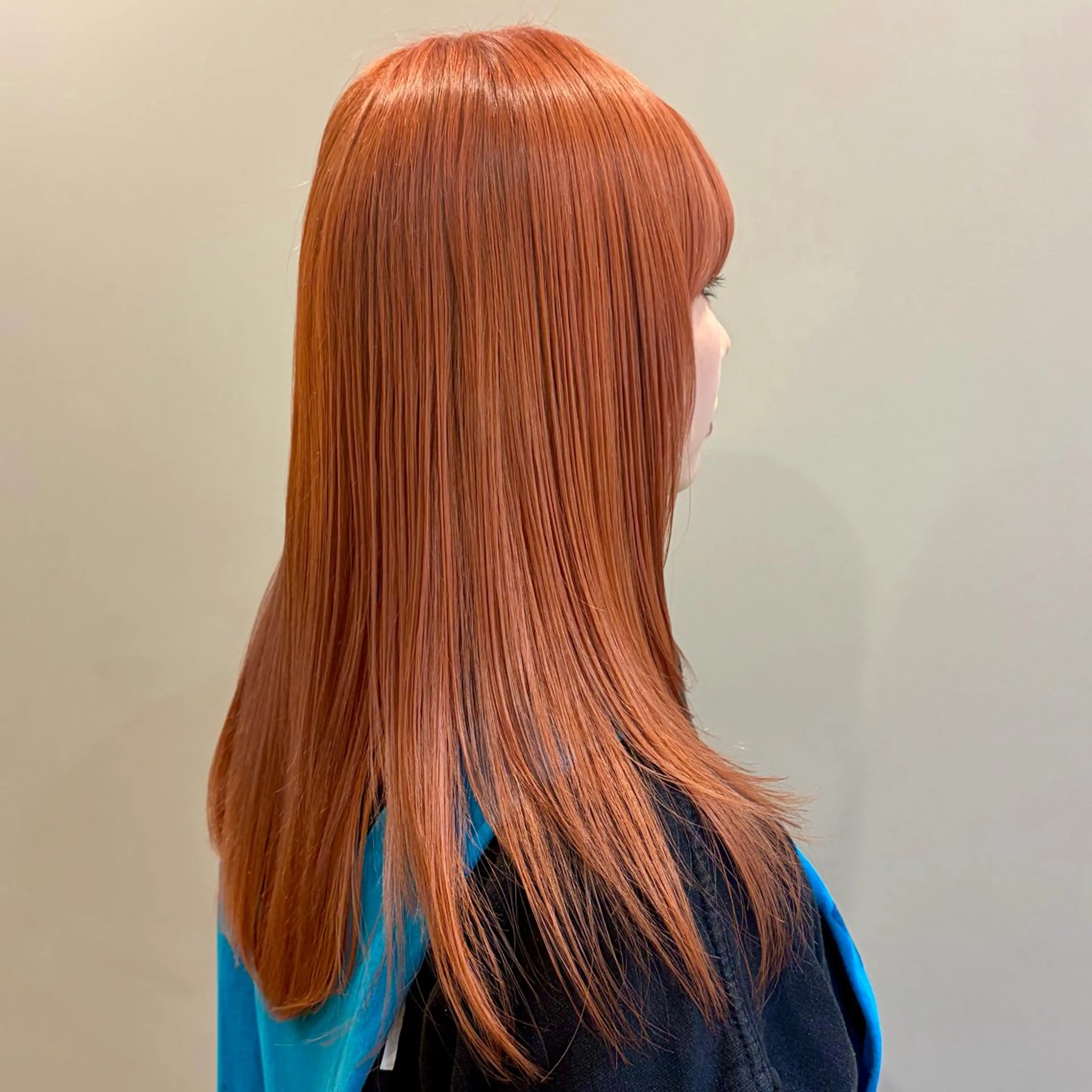 ロング カラー オレンジ ピンクカラー ヘアカラー 多田 望花のヘアスタイル