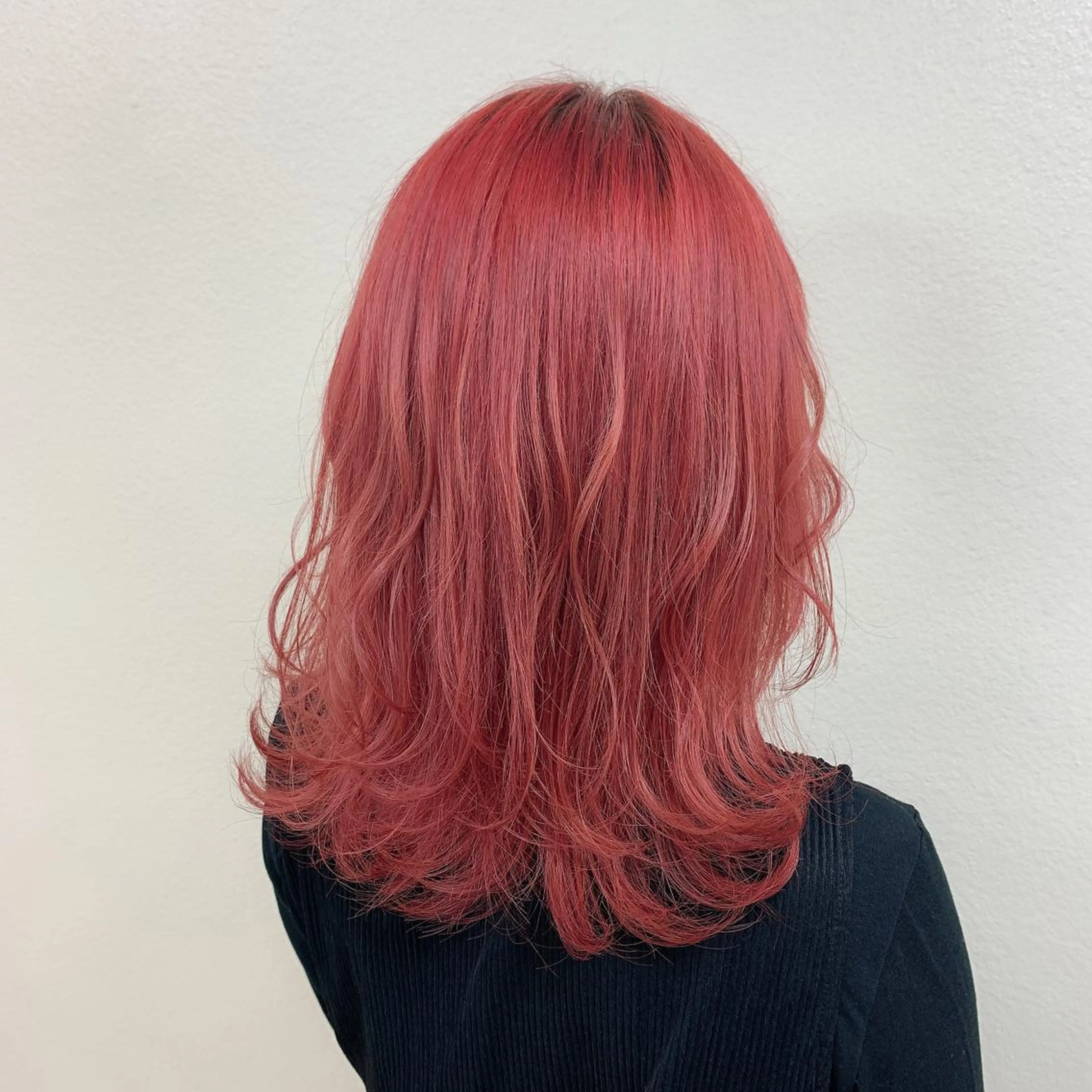 セミロング カラー ブリーチ ピンクカラー ヘアカラー トリートメント NANAMI🩵 大人可愛い韓国ヘアのヘアスタイル