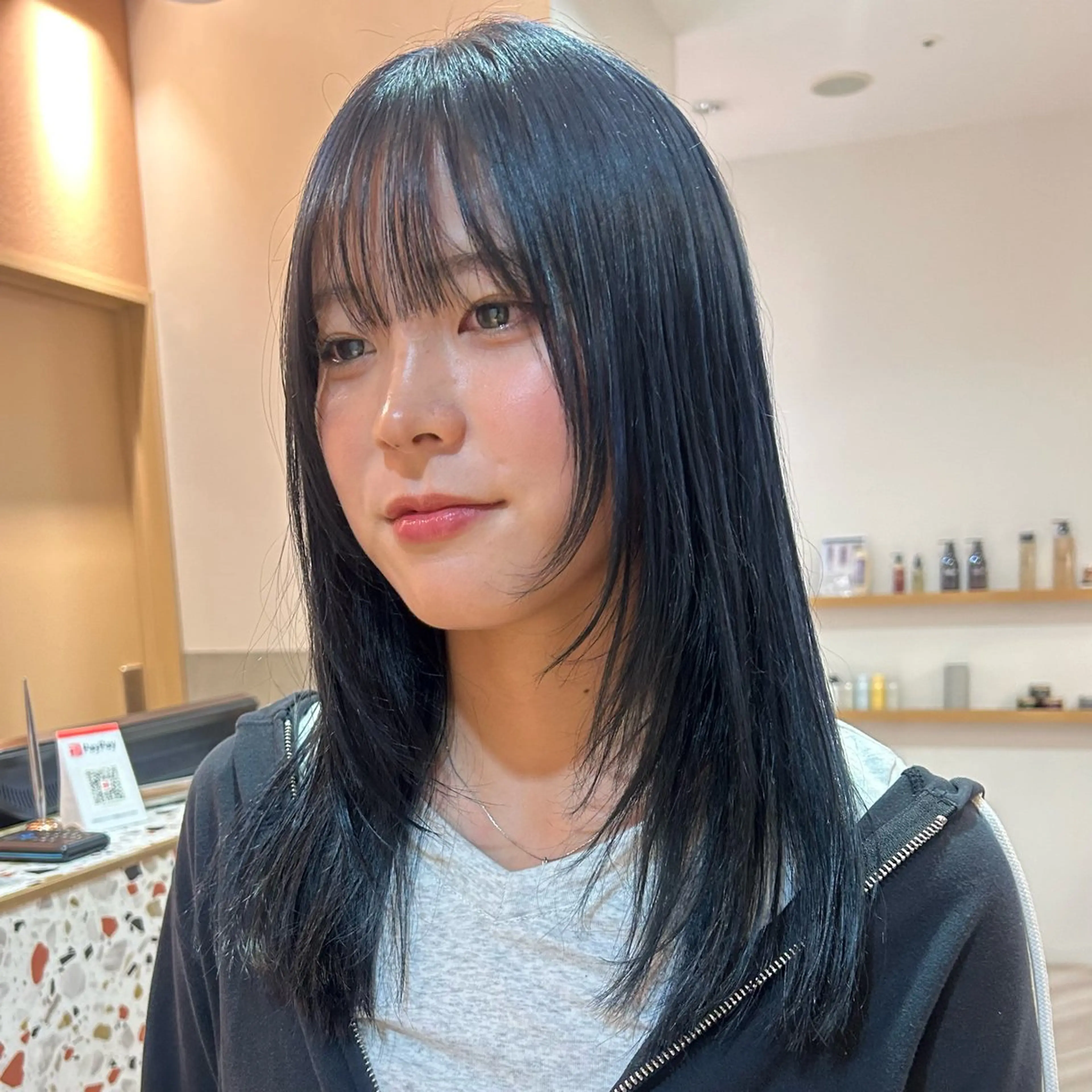 ミディアム カット ヘアカラー 縮毛矯正 トリートメント このか/似合わせ/ 透明感/ダブルカラーのヘアスタイル