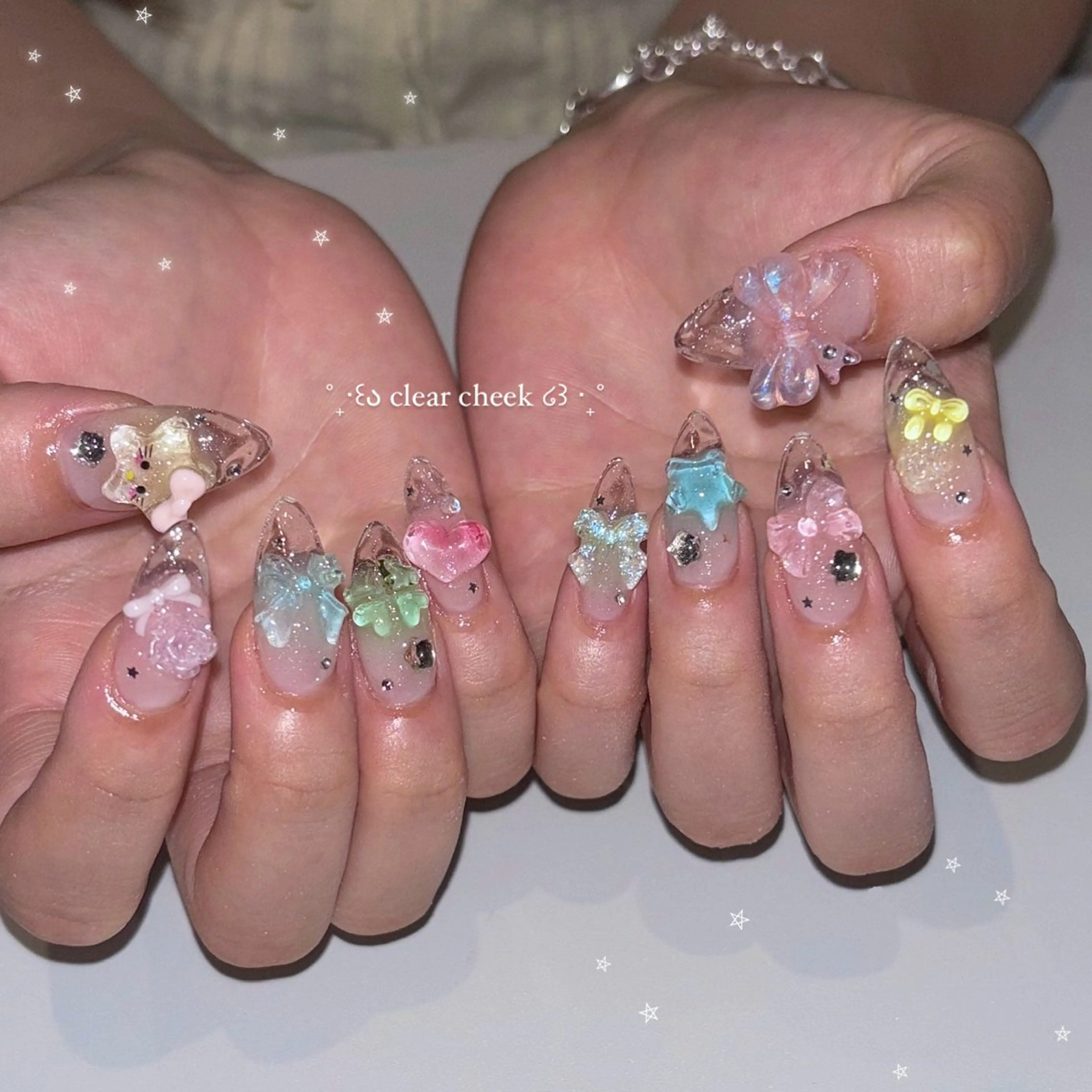 ネイル ハンドネイル BONNIE所属・BONNIE MIKIのネイルデザイン