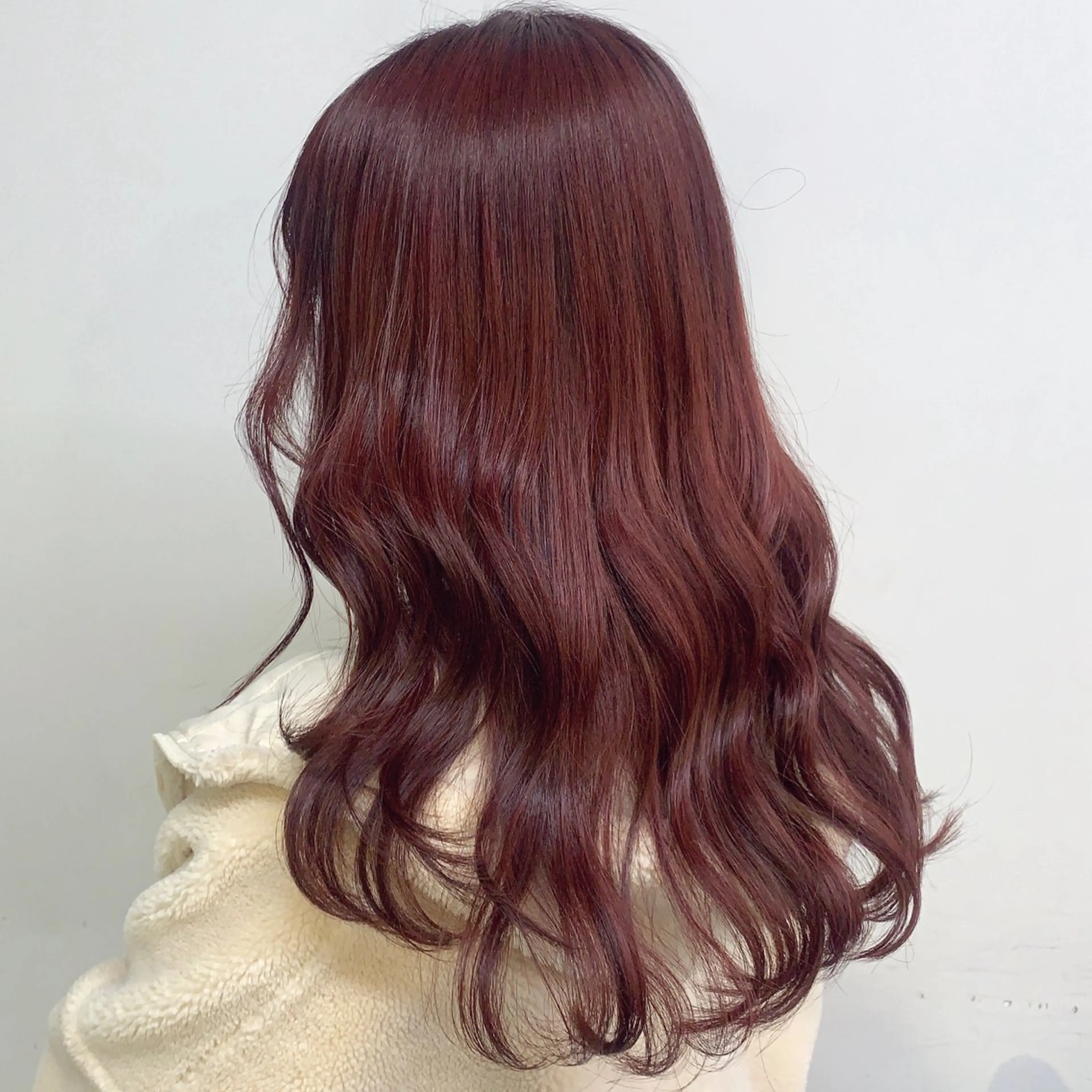 ロング カラー ナチュラルベージュ 🧸yuuna🧋のヘアスタイル