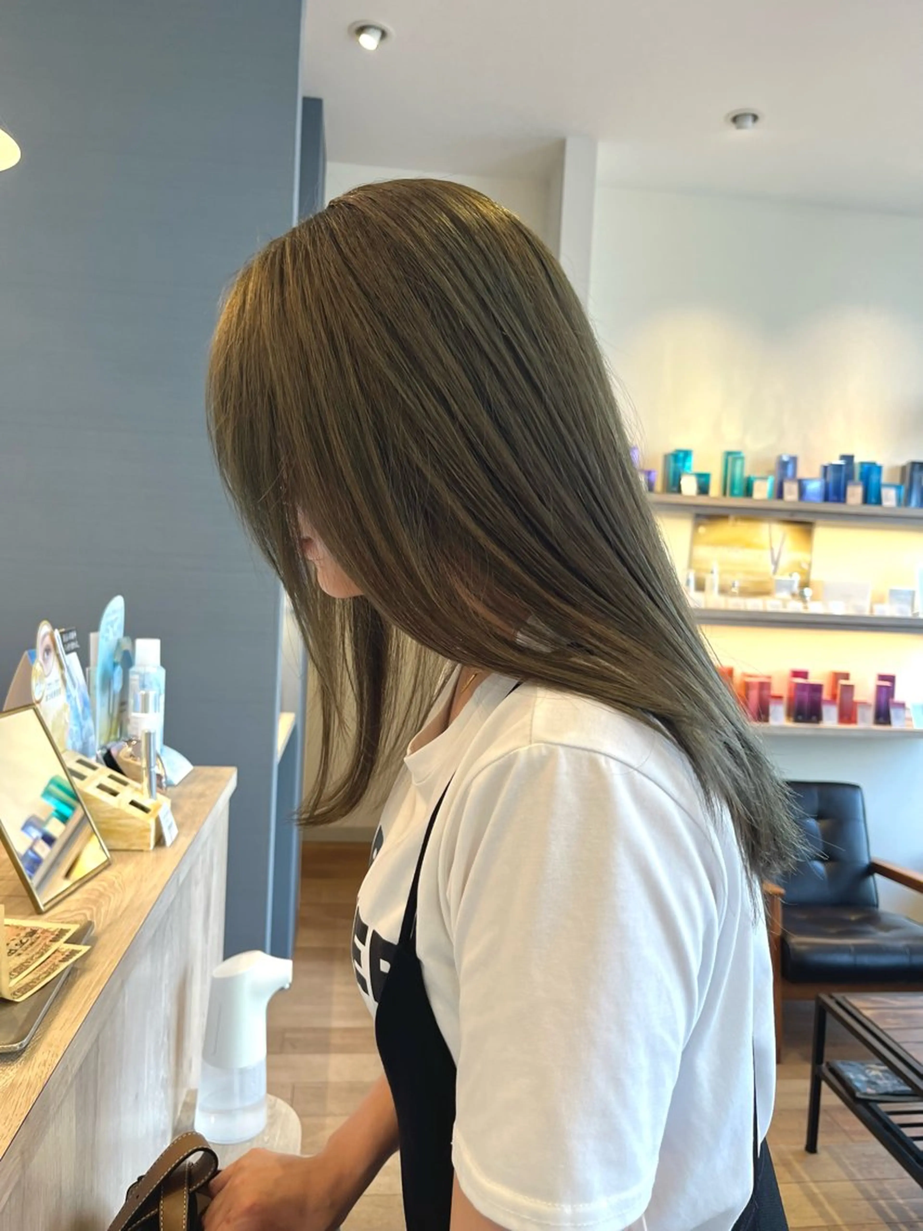 ロング カラー カット 縮毛矯正 セジールヘアメゾン所属・韓国レイヤー/透明感 カラー🐈曾根高のヘアスタイル