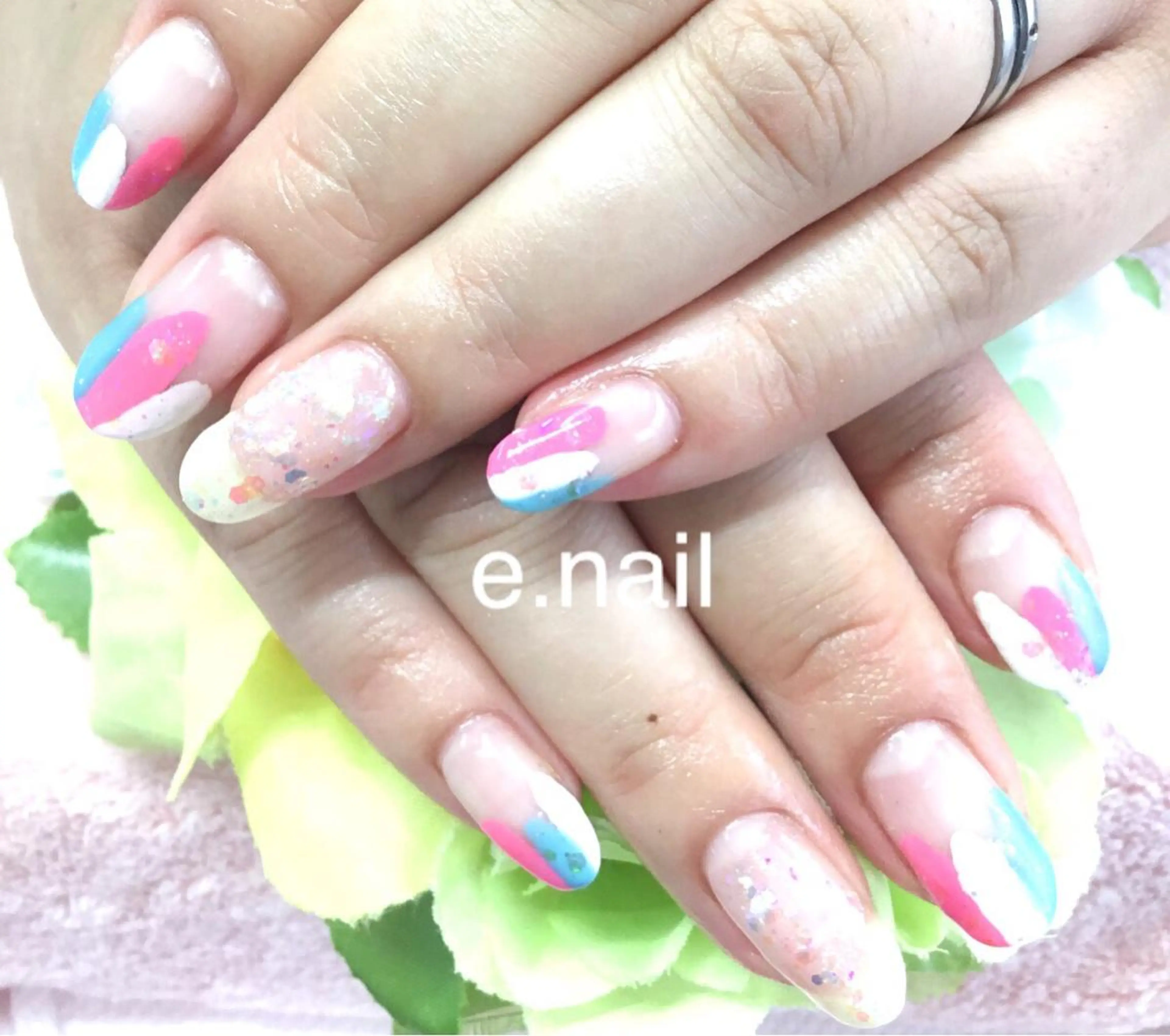 ネイル e.nail所属・和賀井 恵理のネイルデザイン