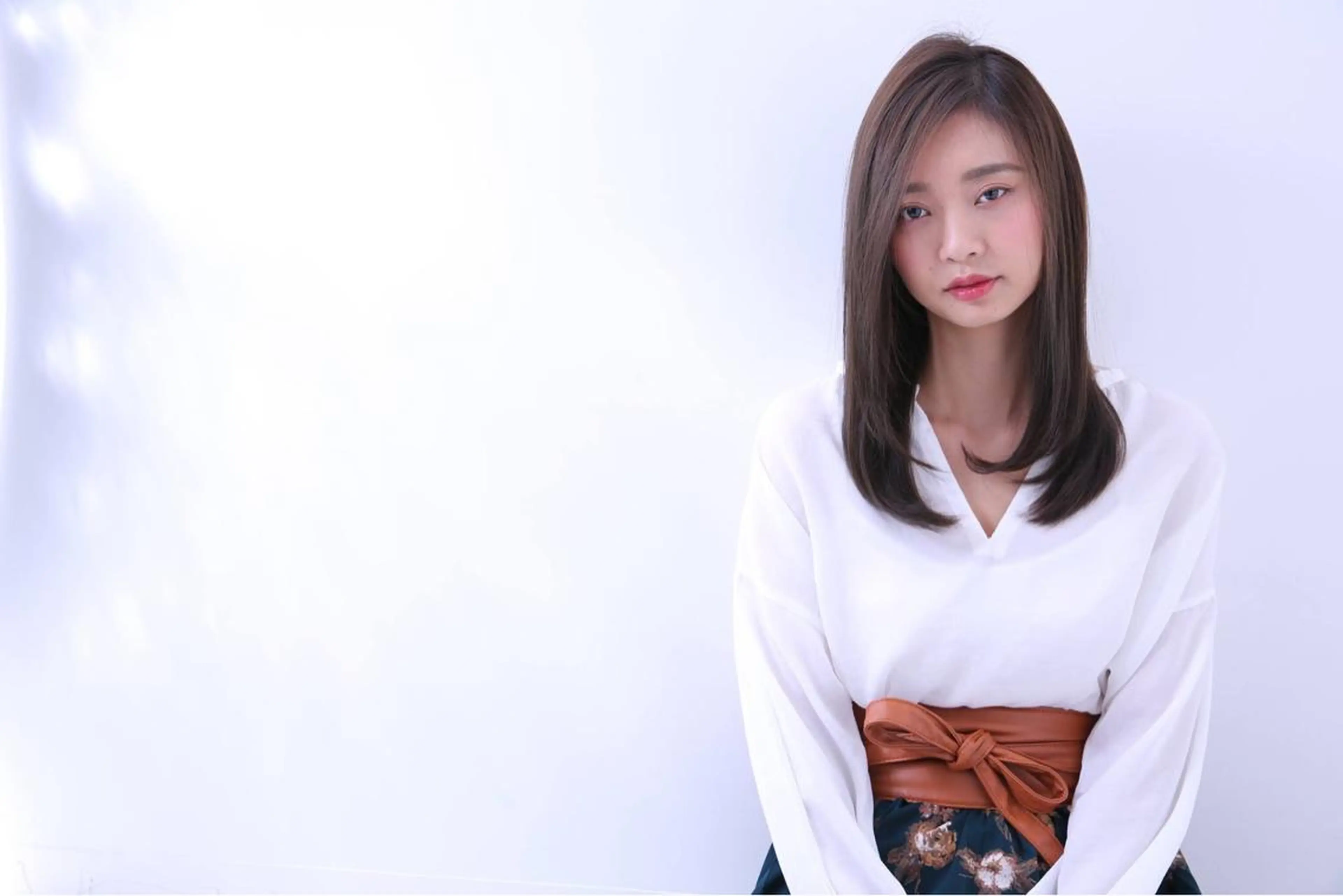 ロング ブリーチなしダブル/ レイヤーカット 小棹のヘアスタイル