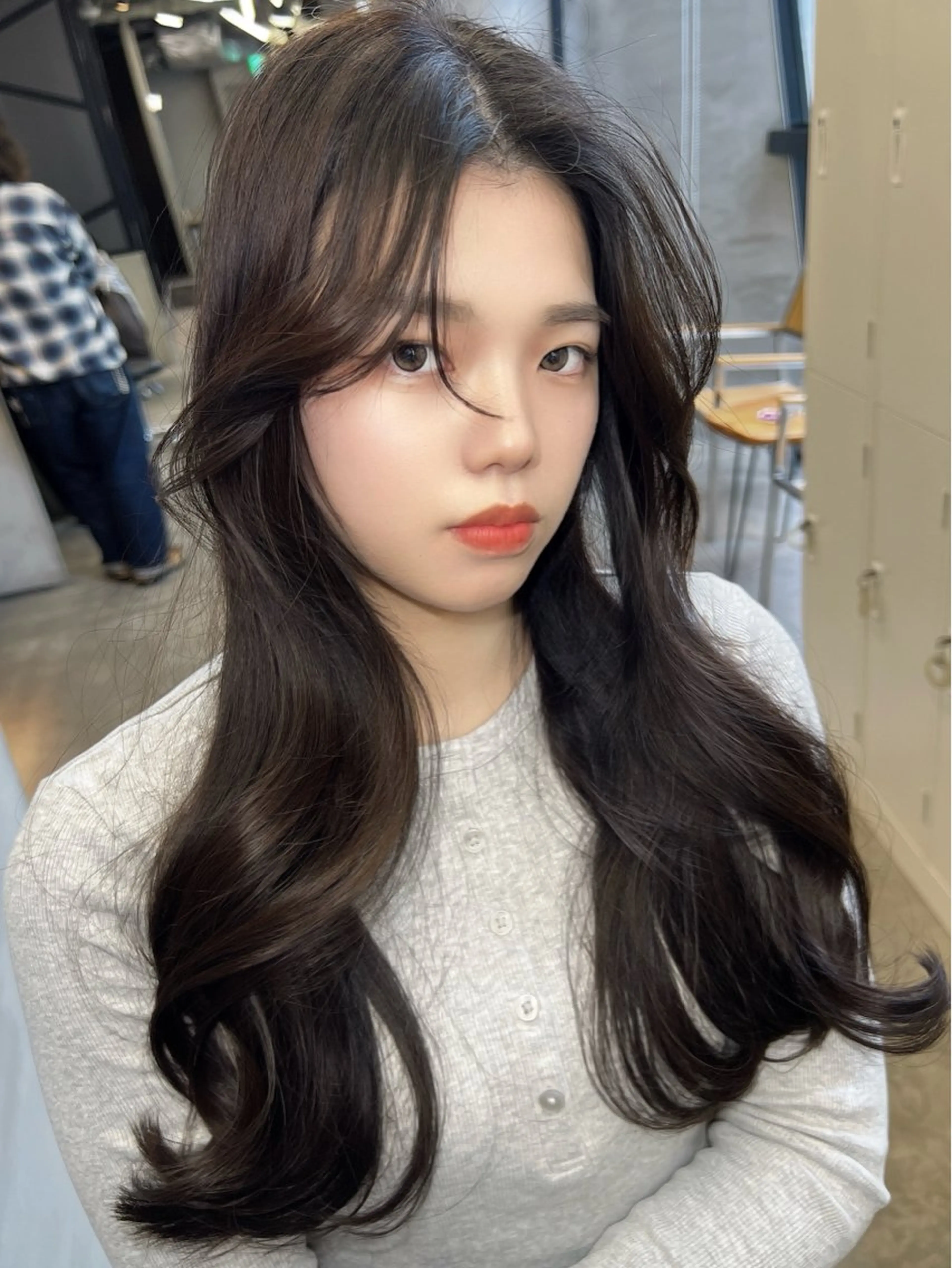 ロング カラー 韓国風ヘア カット ヘアカラー トリートメント 艶髪/艶カラー/韓国 髪質改善/縮毛矯正のヘアスタイル