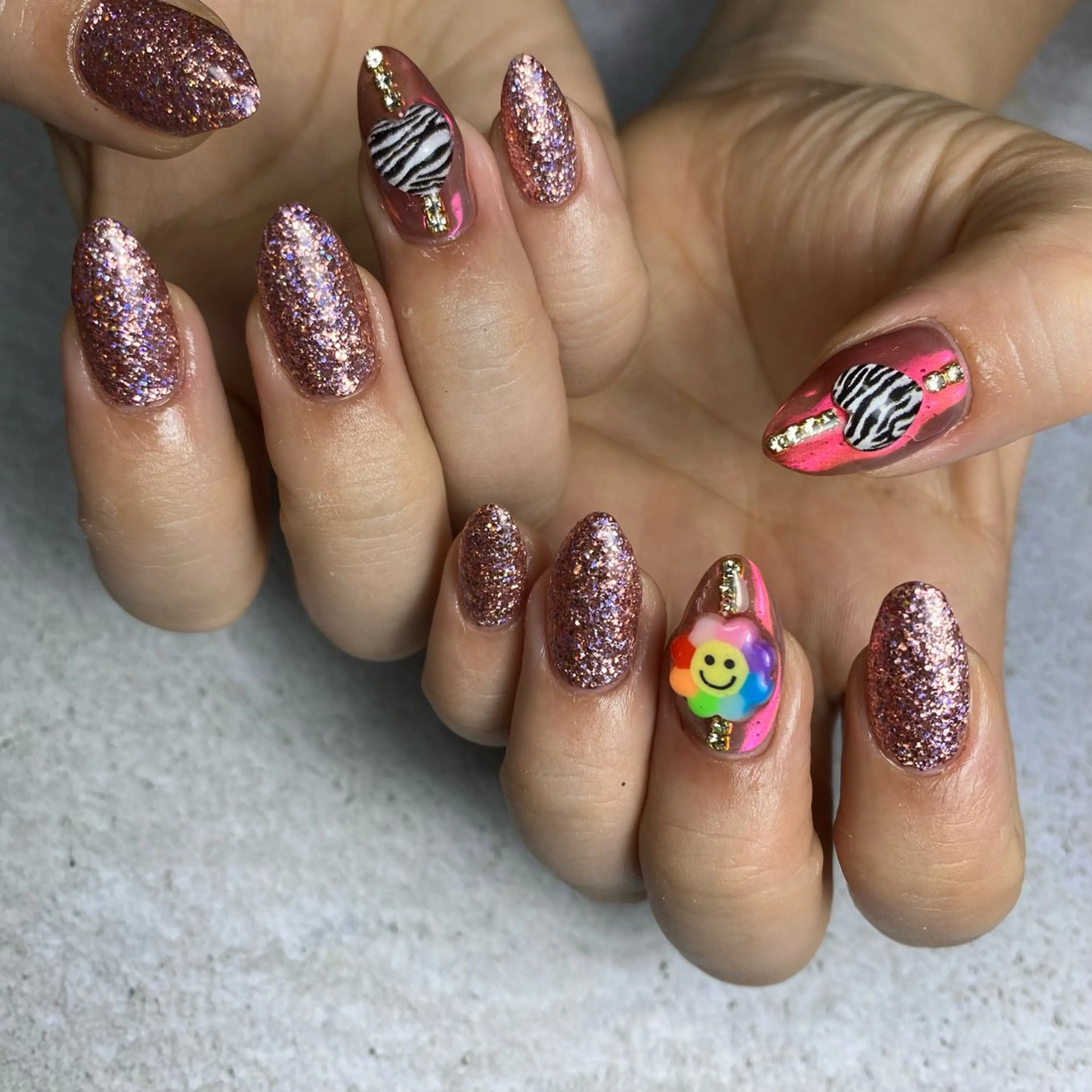 ネイル Re:Smil所属・☺︎ NOZOMI☺︎のネイルデザイン