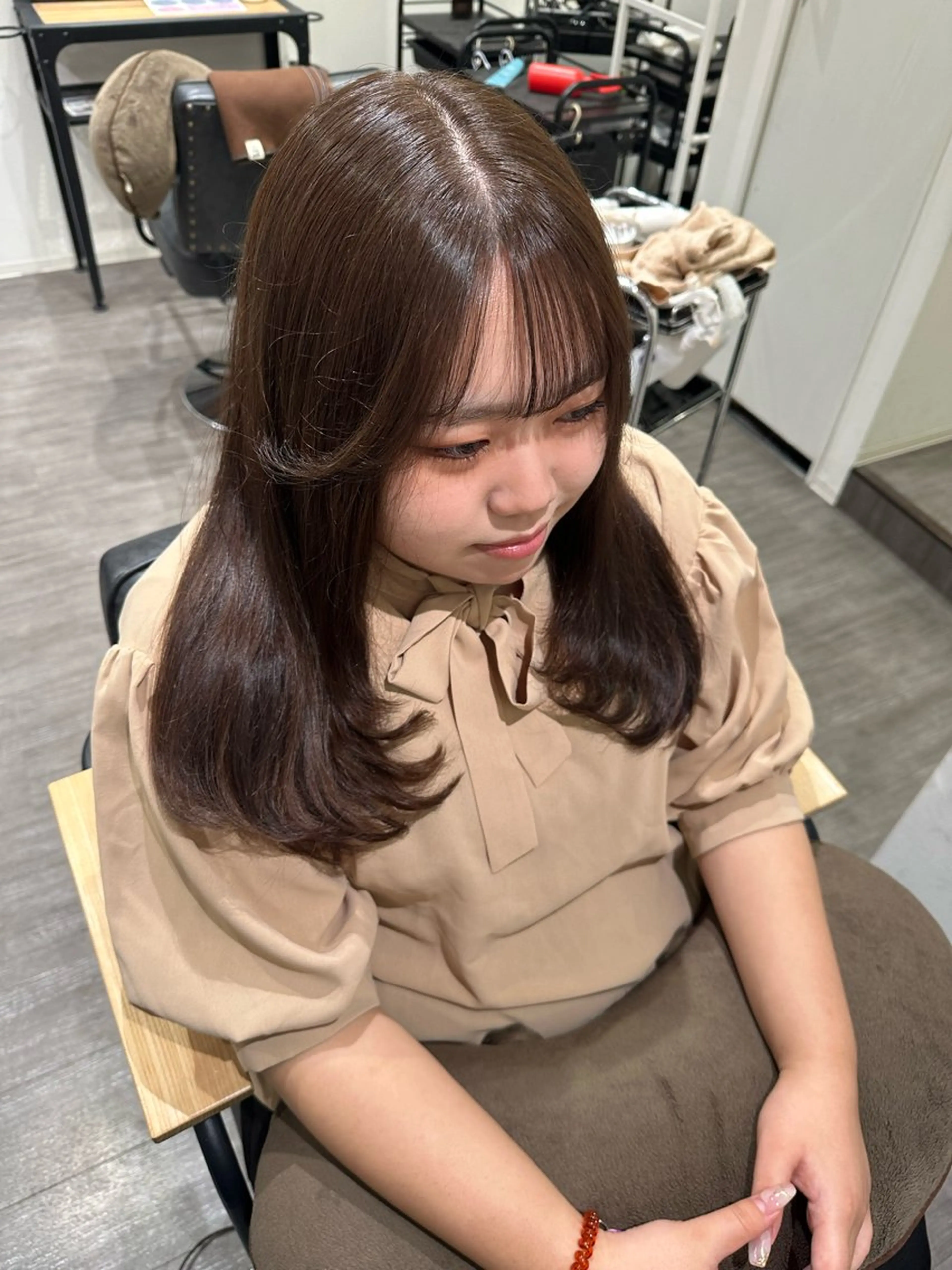 ミディアム カラー レイヤーカット ワンホンレイヤー カット ヘアカラー トリートメント 艶髪レイヤー上田 紗也🇰🇷💗のヘアスタイル