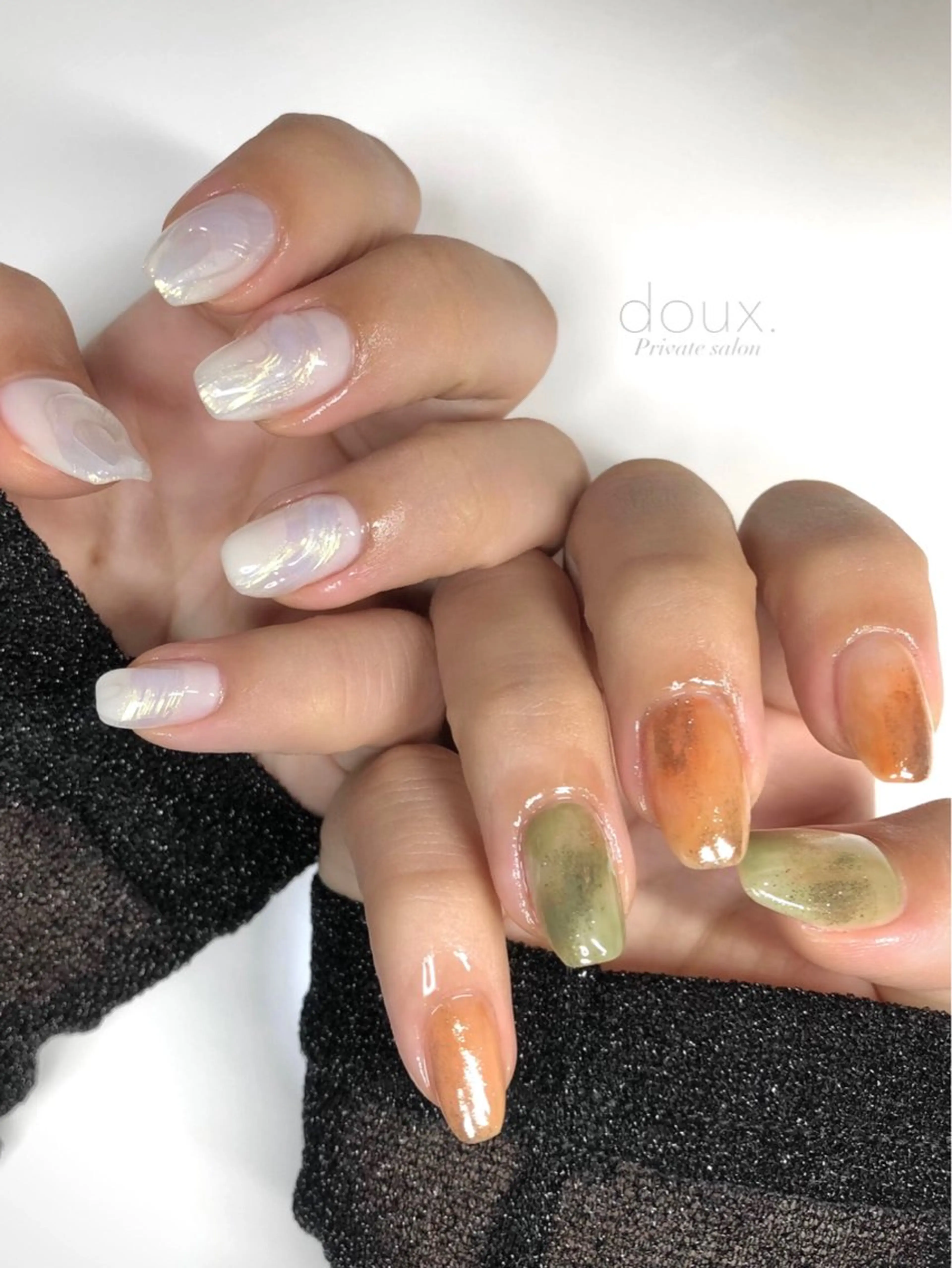 ネイル 韓国ネイル ミラーネイル ニュアンスネイル オフィスネイル 夏ネイル ハンドネイル doux. nailのネイルデザイン