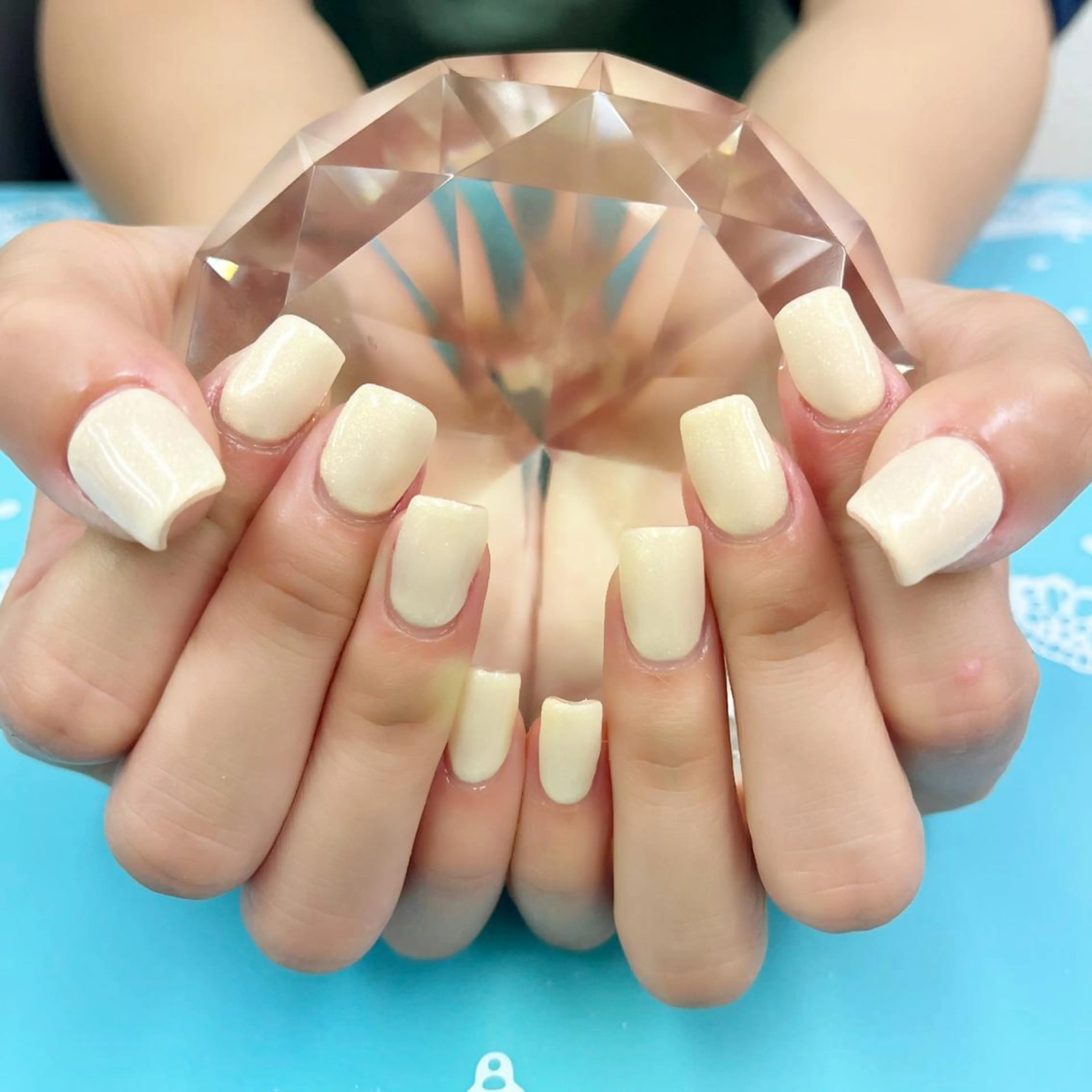 ネイル ワンカラーネイル スクエアネイル ブルーデイジー栄本店所属・BlueDaisy 栄本店のネイルデザイン