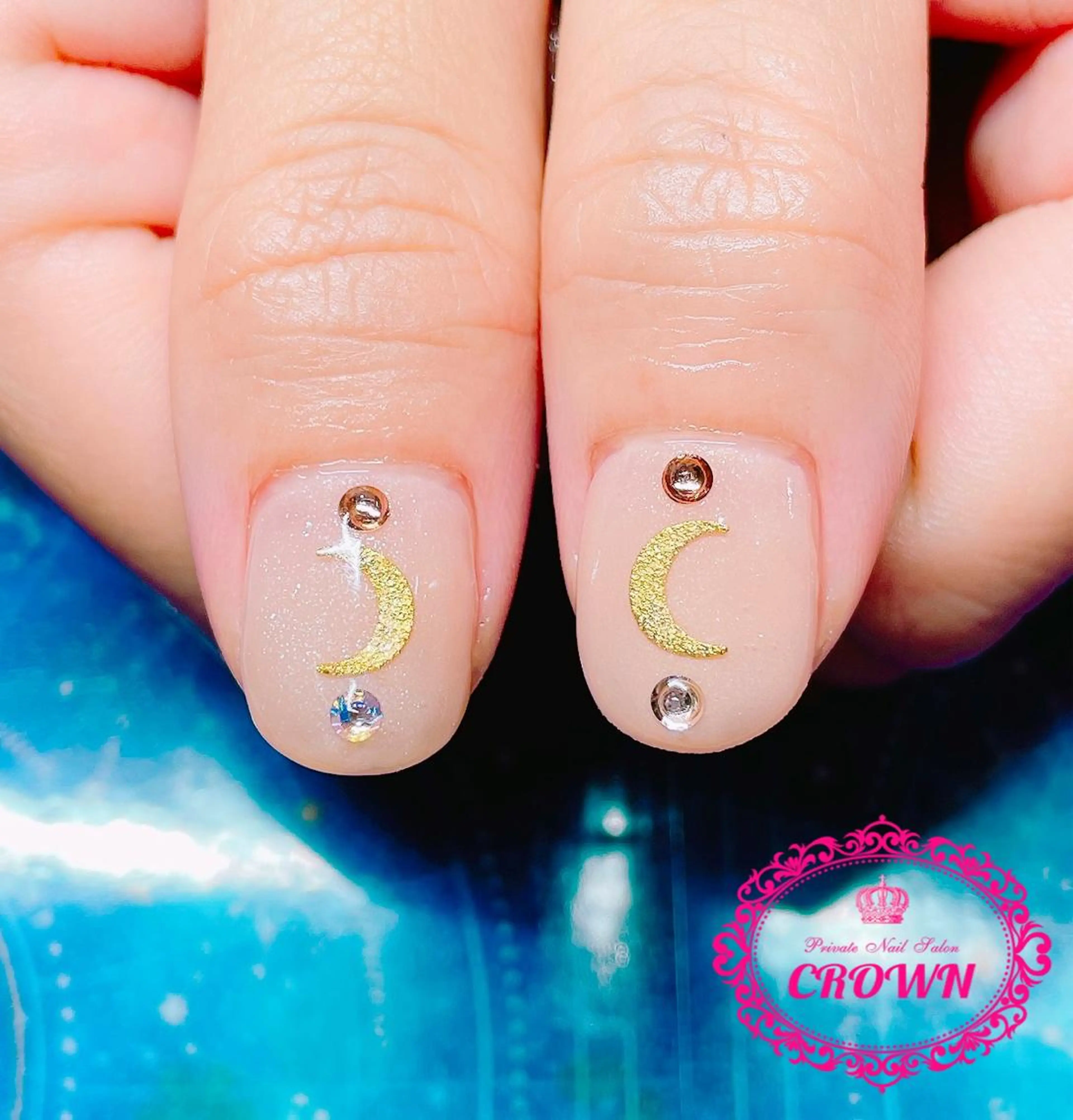 ネイル CROWN プライベートサロンのネイルデザイン