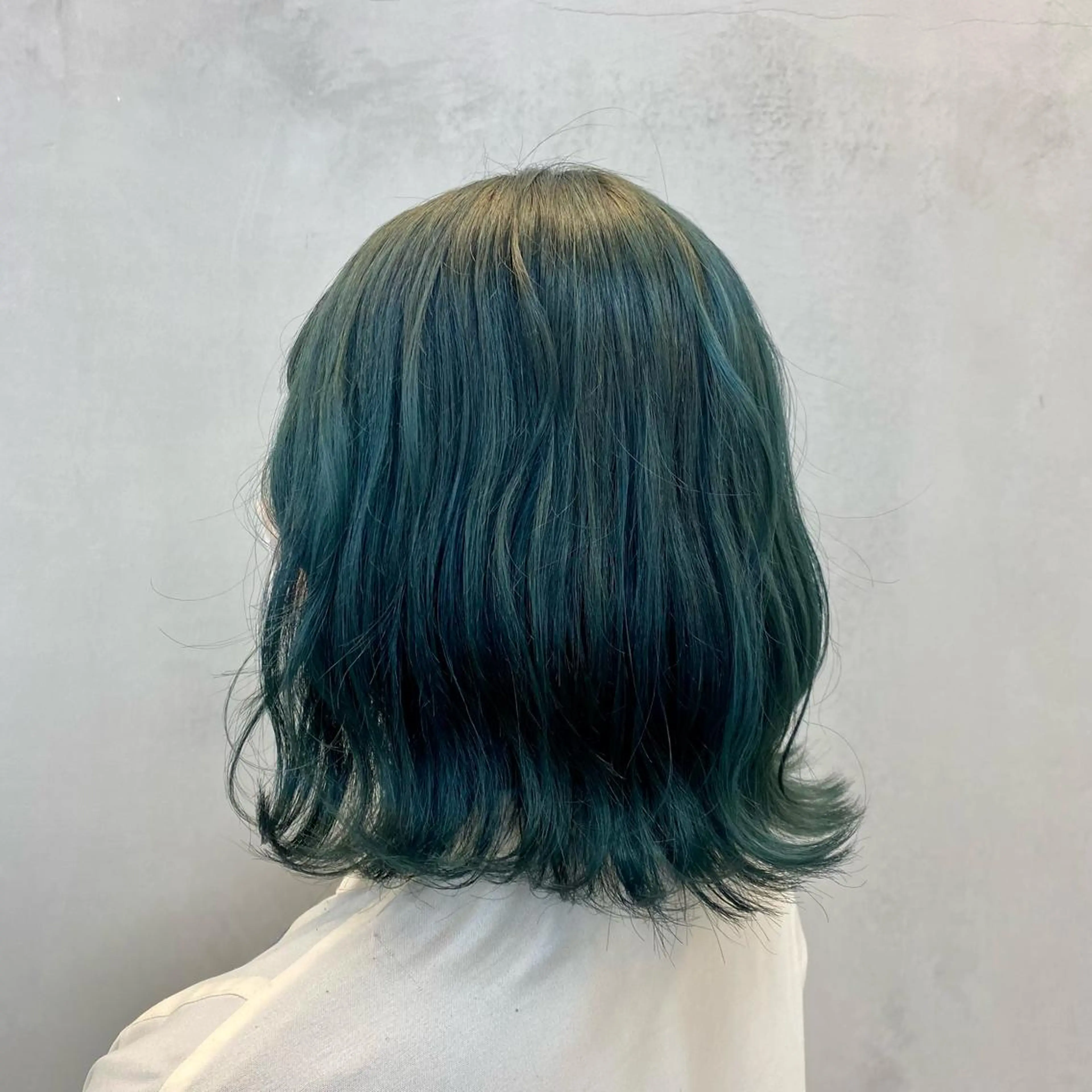 ミディアム カット ヘアカラー 🫧艶髪/ブリーチ 🐳honami🫧のヘアスタイル