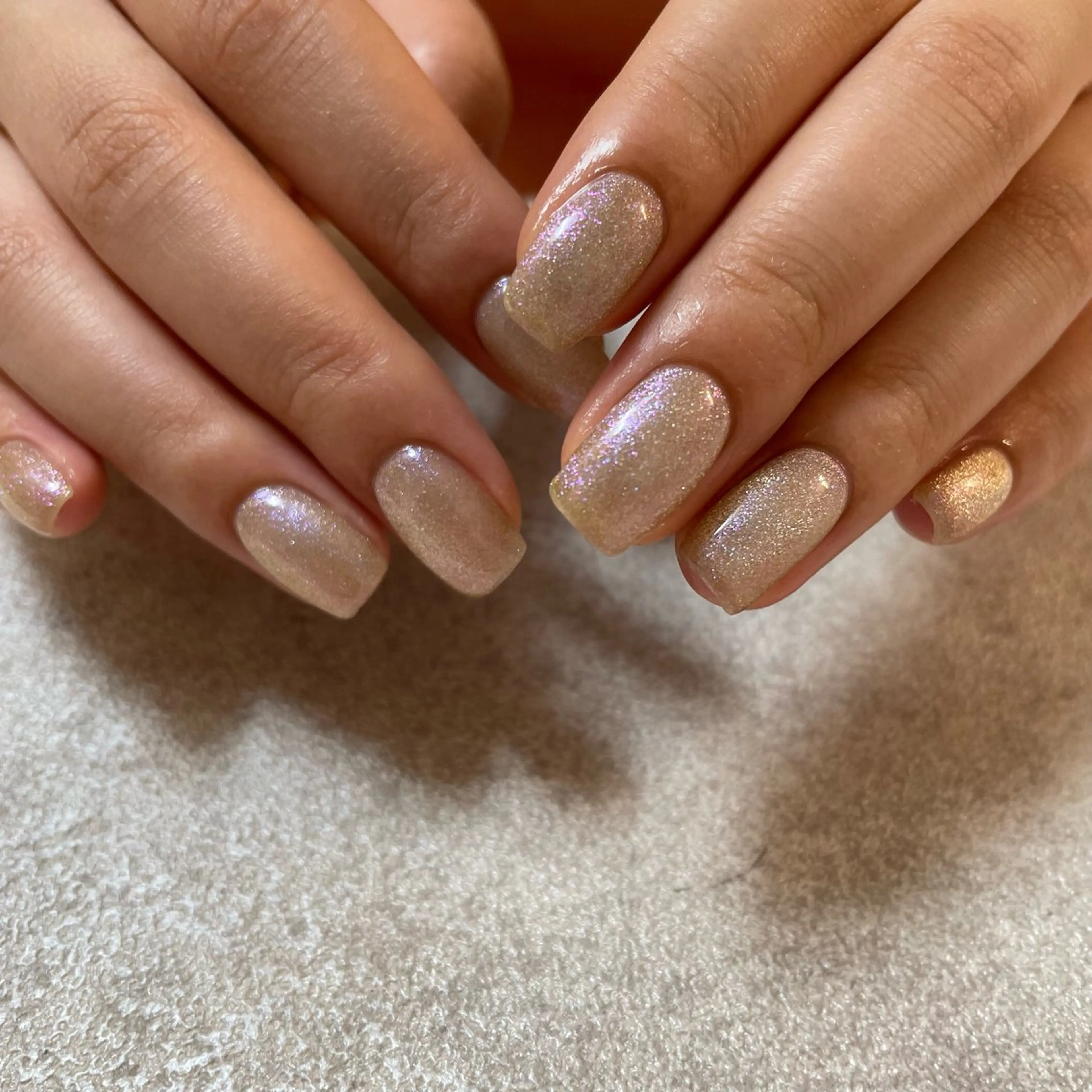 ネイル ハンドネイル カメレオン京橋🌻 草葉由佳のネイルデザイン