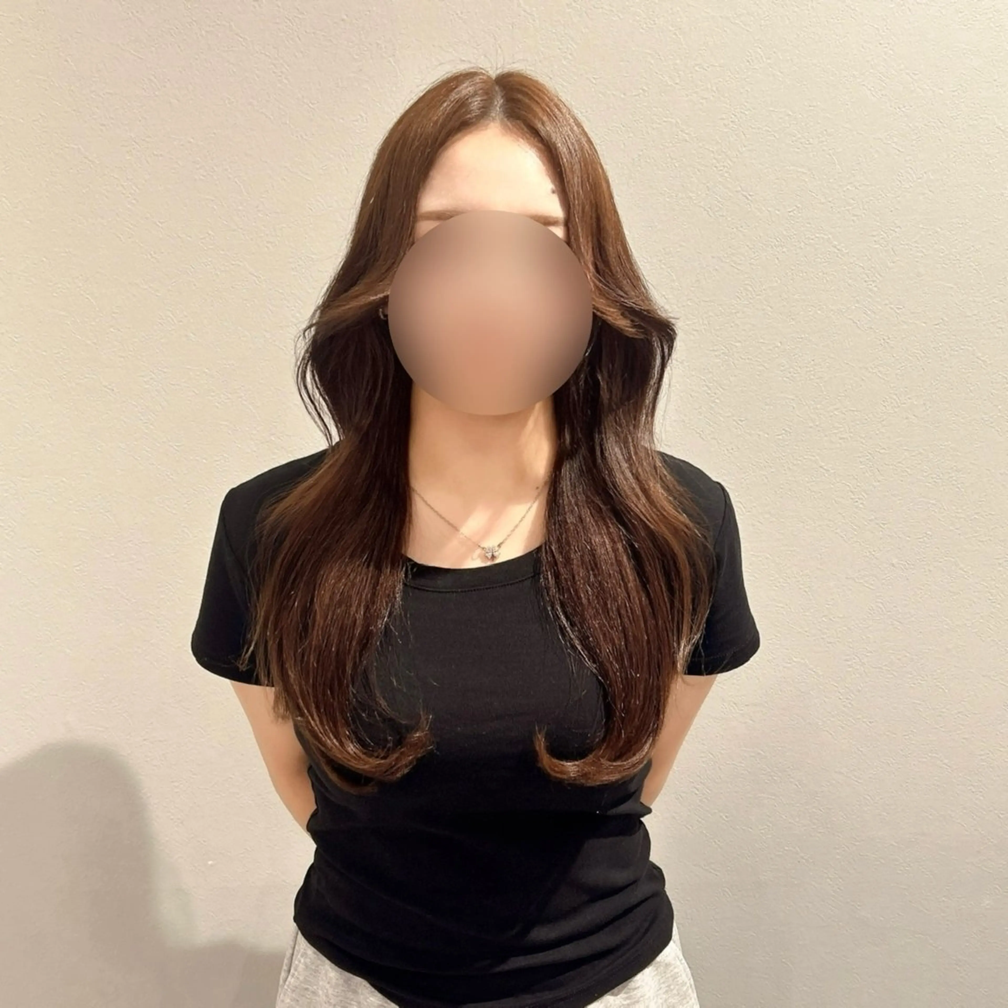 【口コミ特典✨️】イルミナカラー＋Aujuaトリートメントで色モチ/透明感up💫  2,700円の写真