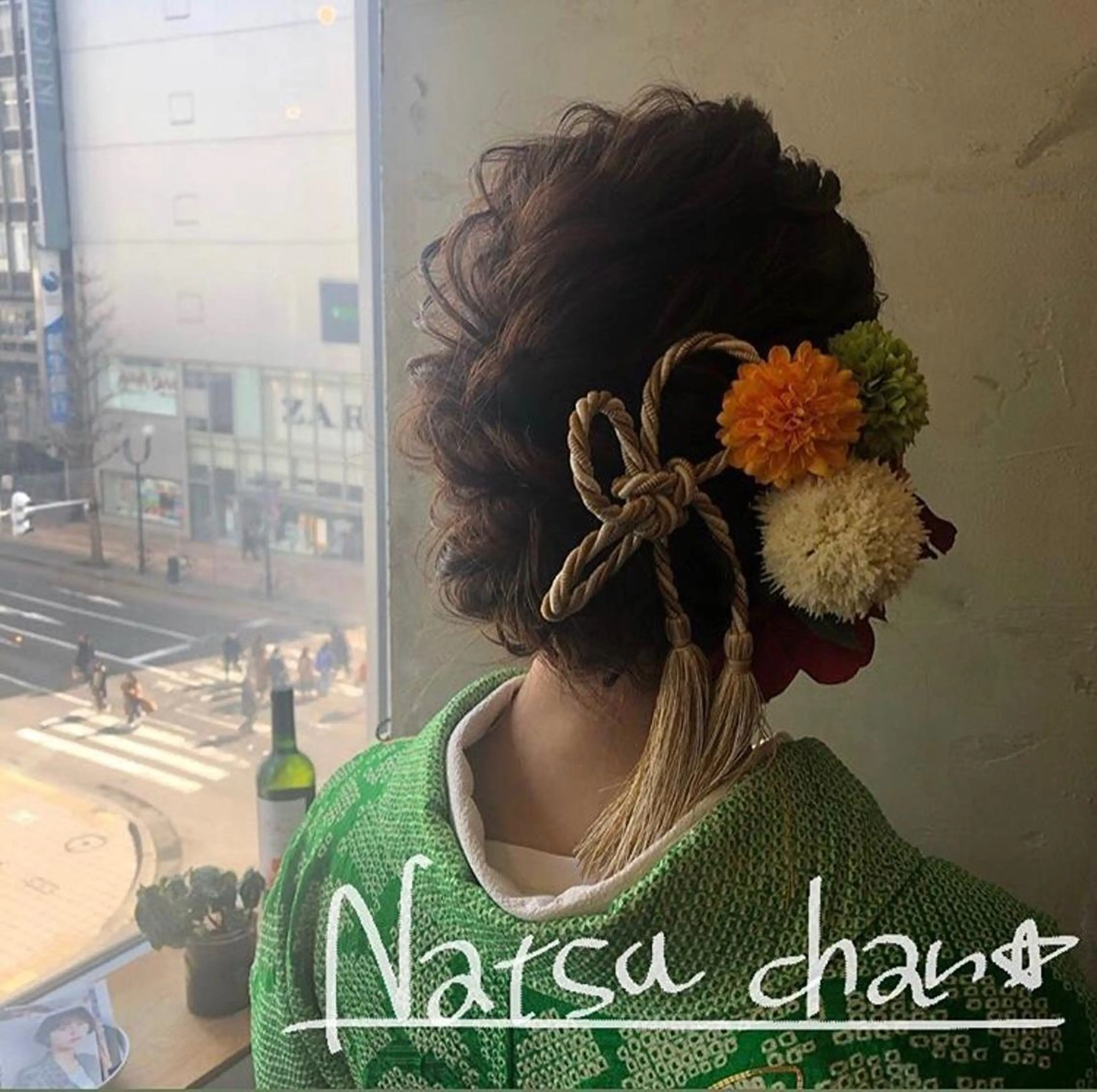 セミロング カラー ヘアアレンジ 卒業式のヘアスタイル ROSTAR所属・川上 智汐のヘアスタイル