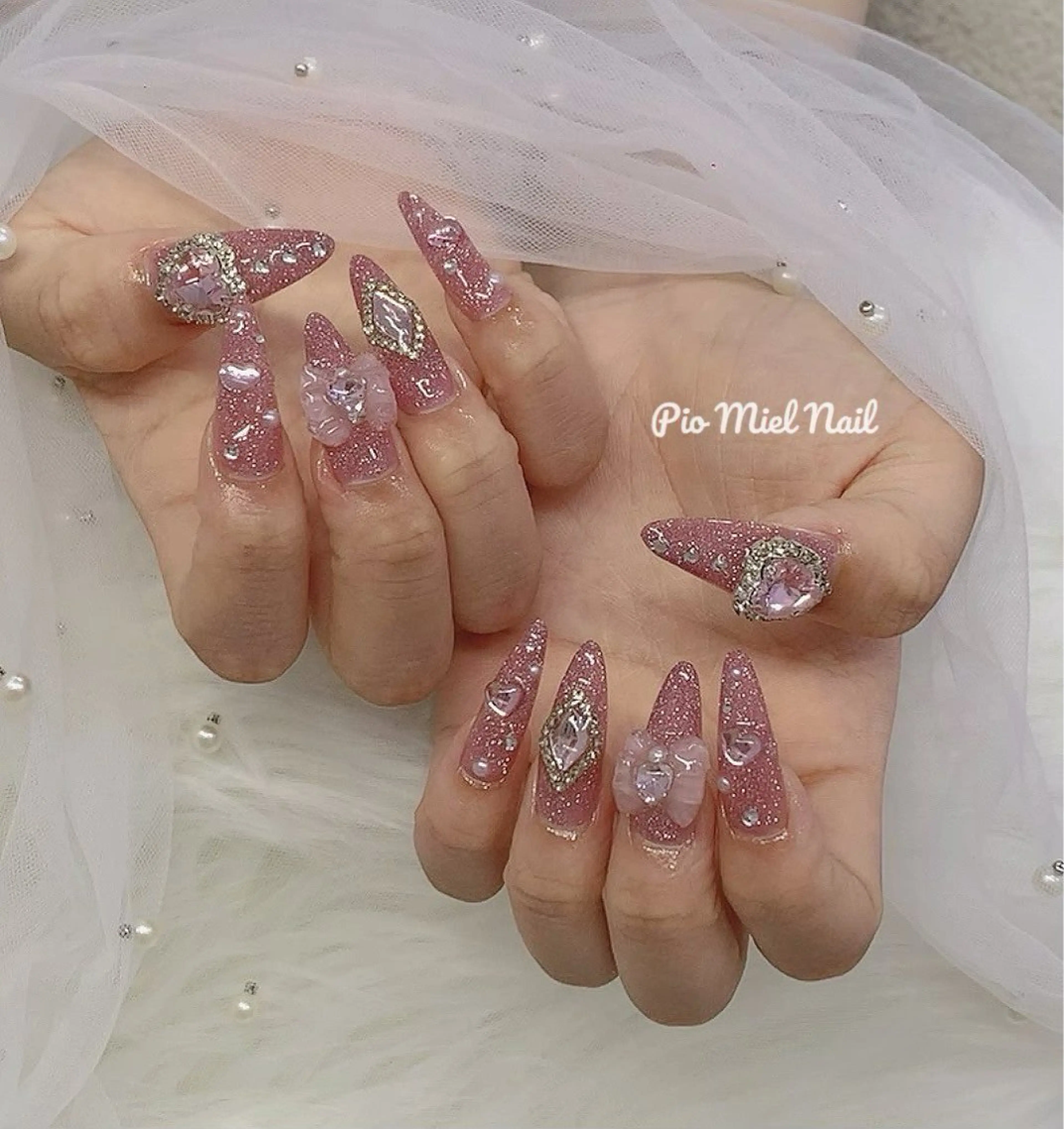 ネイル フラワーネイル ジェルネイル キラキラネイル ラメ(グリッター) パラジェル ハンドネイル HANA 長さだしのネイルデザイン