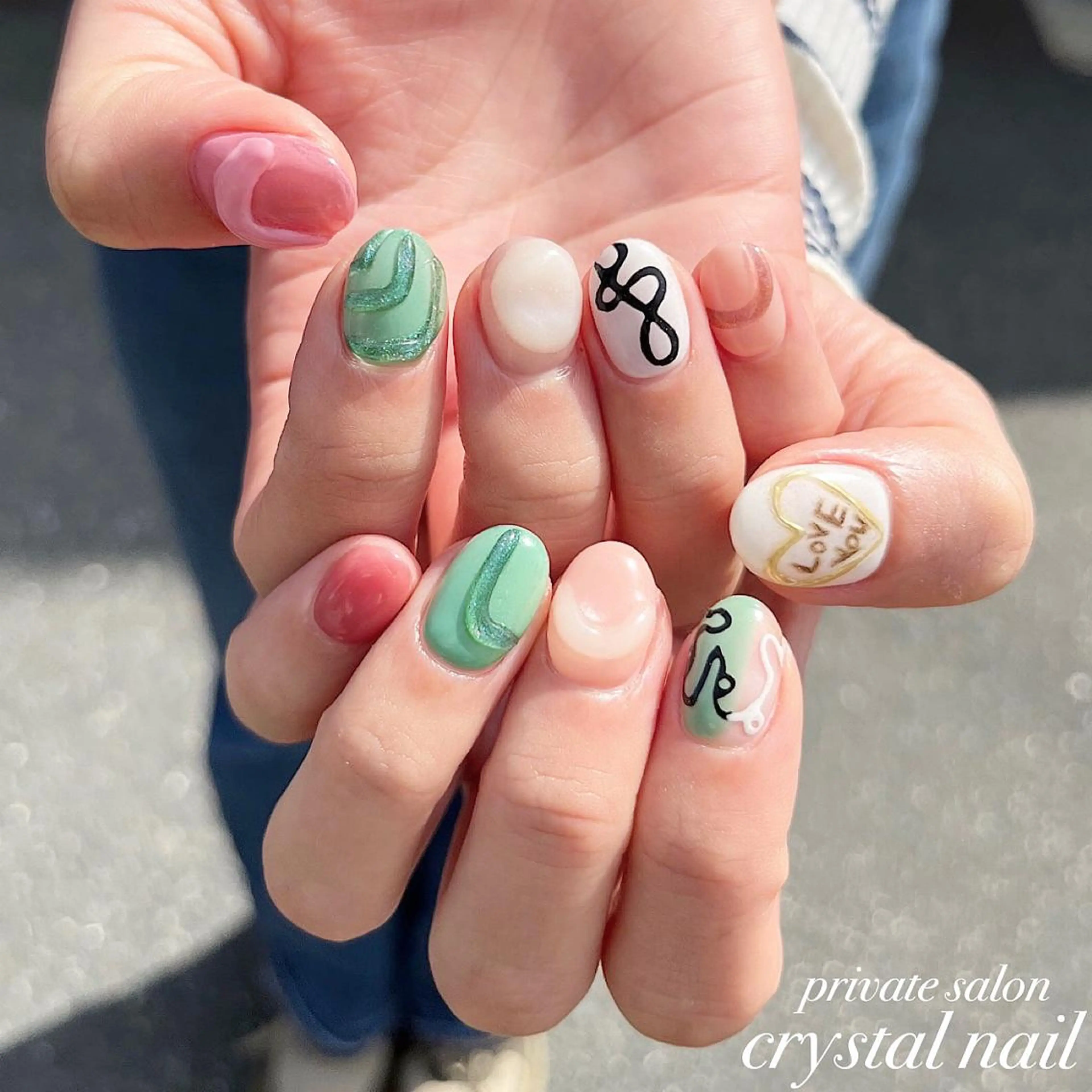 ネイル Crystal Nailのネイルデザイン
